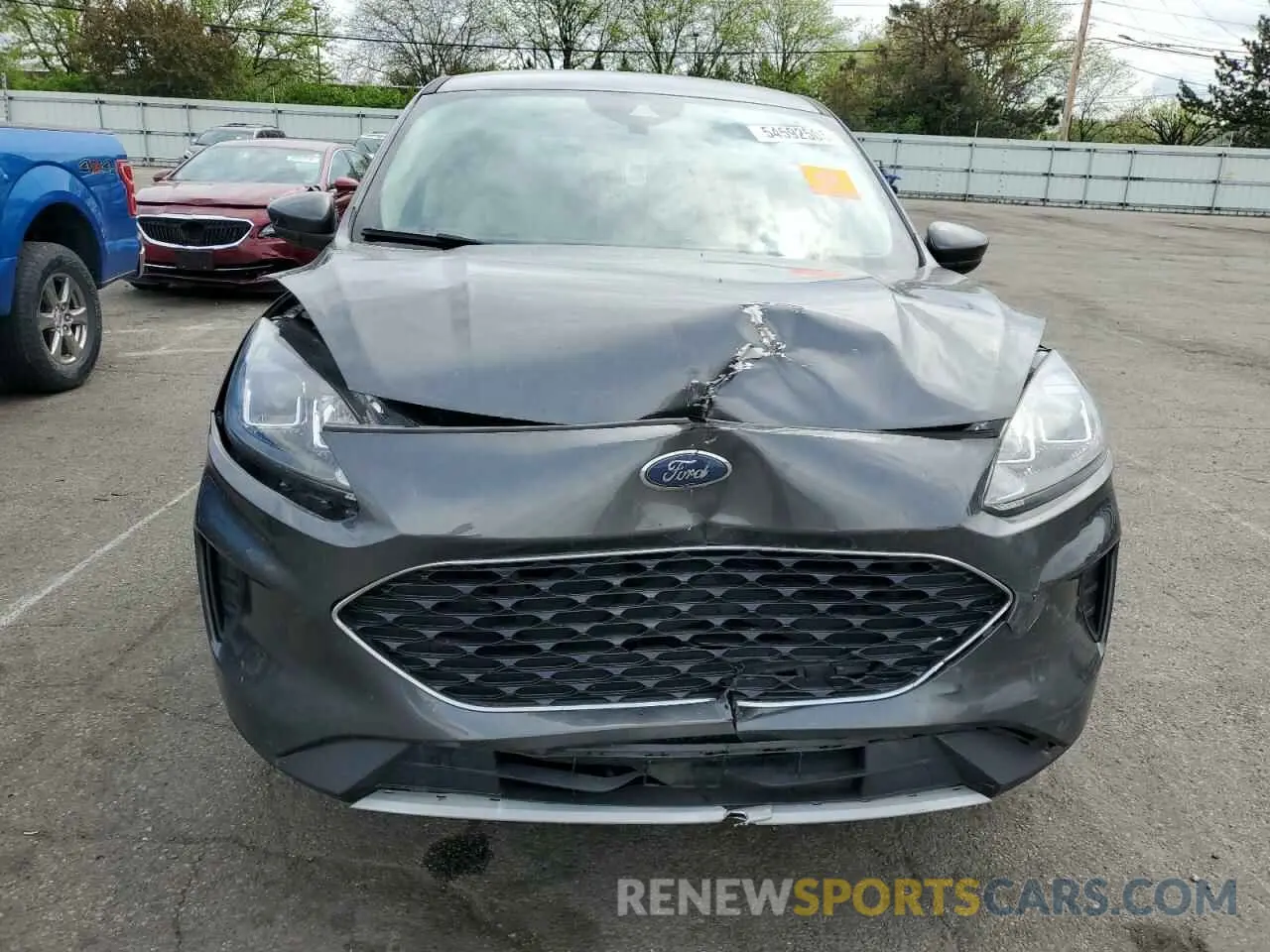 5 Photograph of a damaged car 1FMCU9G68LUB18676 FORD ESCAPE 2020