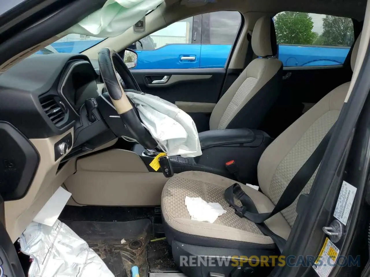 7 Photograph of a damaged car 1FMCU9G68LUB18676 FORD ESCAPE 2020