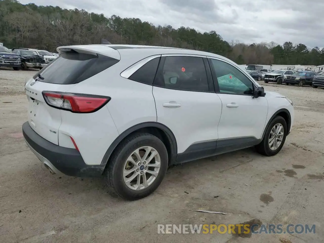 3 Photograph of a damaged car 1FMCU9G68LUB44940 FORD ESCAPE 2020