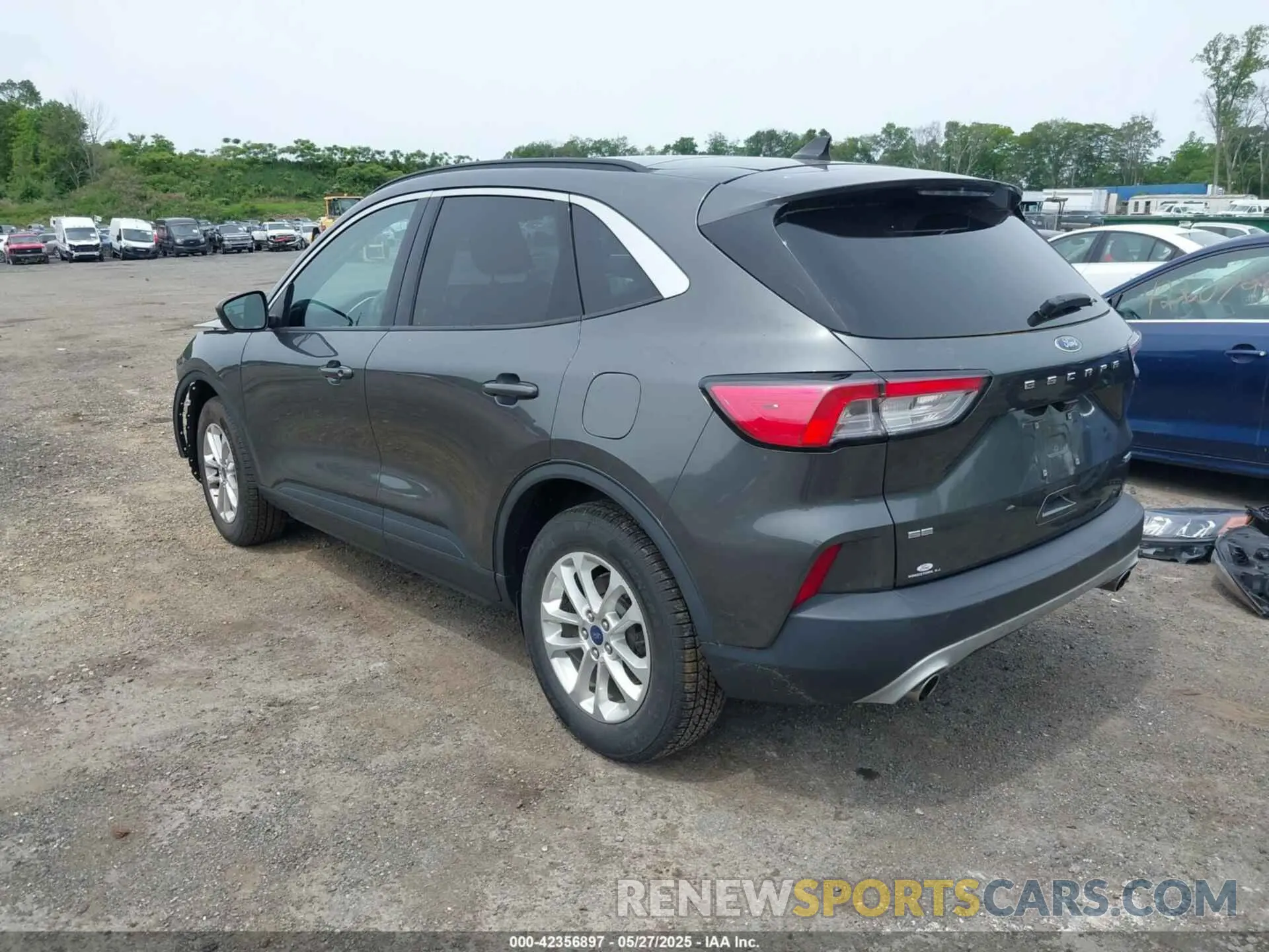 3 Photograph of a damaged car 1FMCU9G68LUB54383 FORD ESCAPE 2020