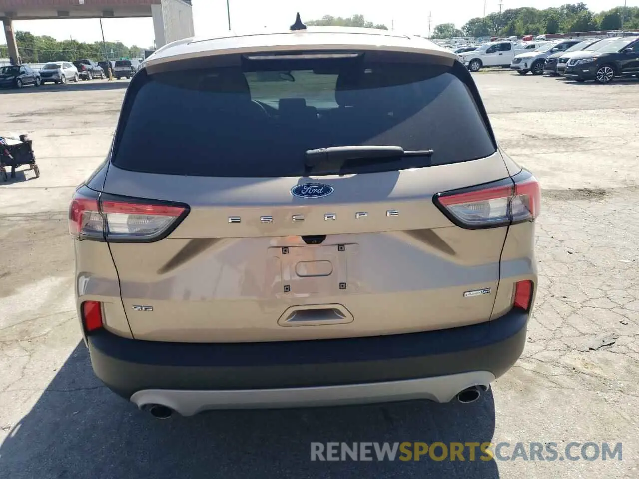 6 Photograph of a damaged car 1FMCU9G68LUB63696 FORD ESCAPE 2020
