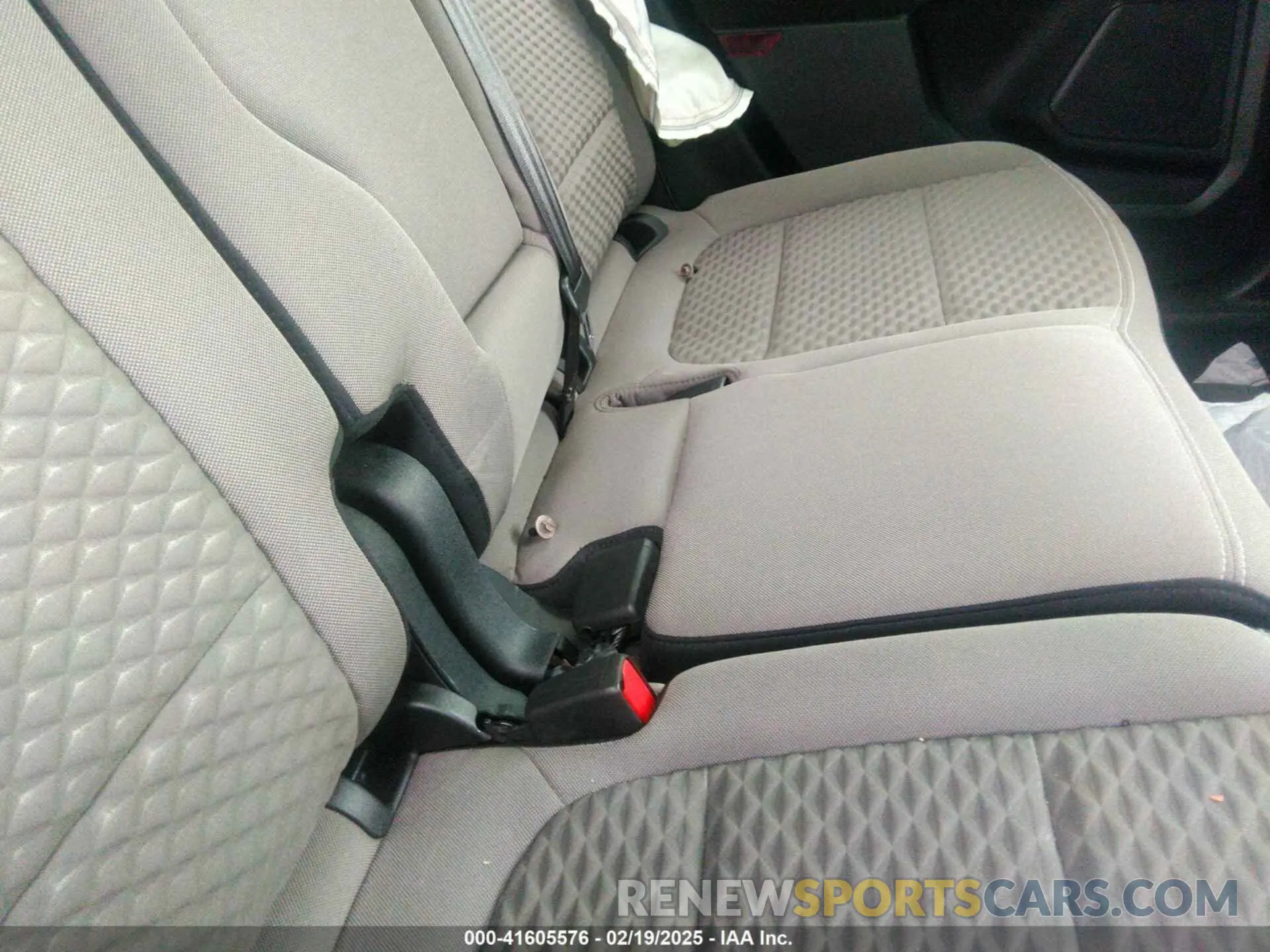 8 Photograph of a damaged car 1FMCU9G68LUB64783 FORD ESCAPE 2020