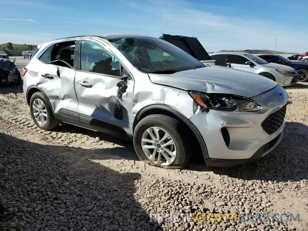 4 Photograph of a damaged car 1FMCU9G68LUB84189 FORD ESCAPE 2020