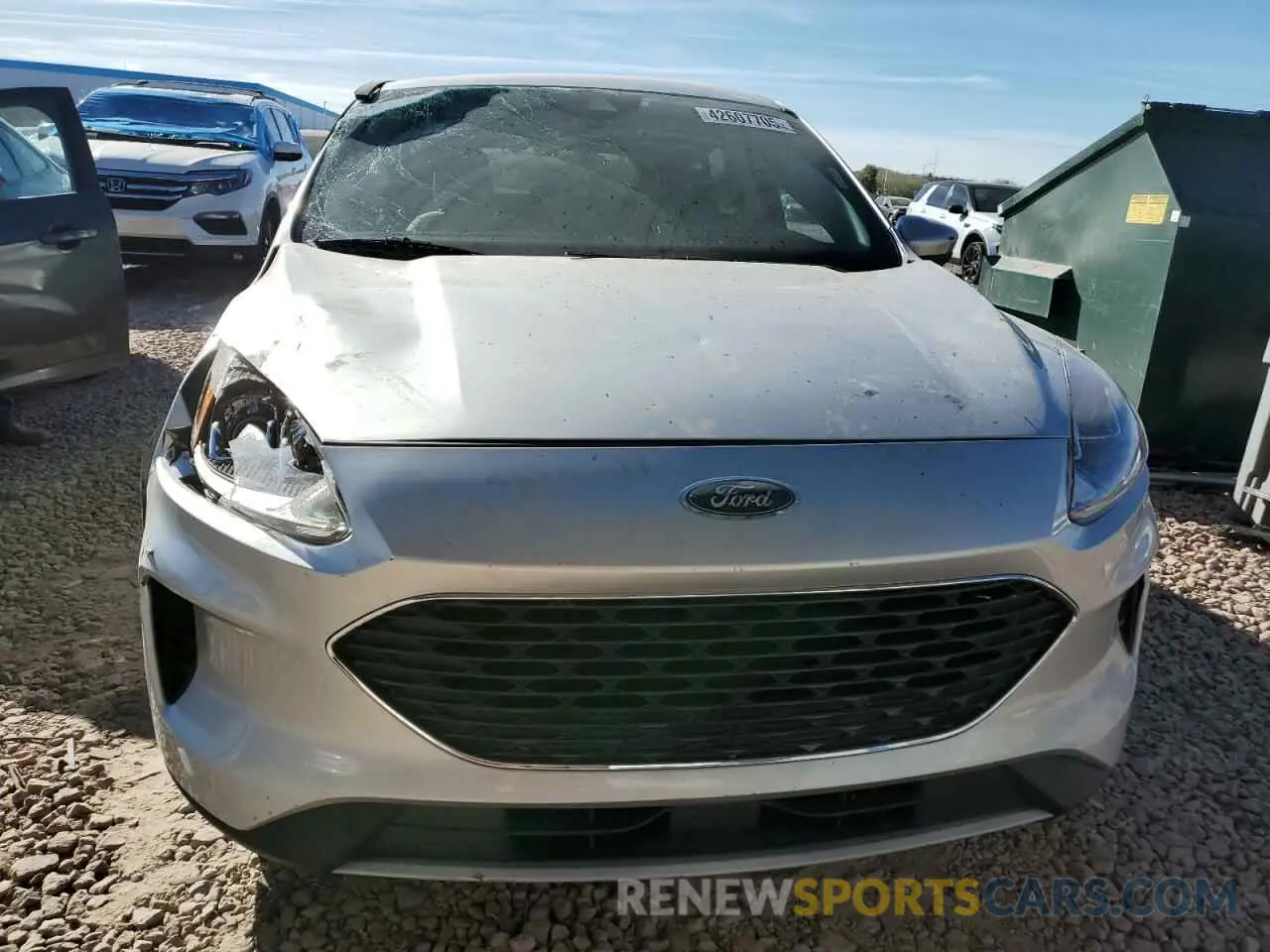 5 Photograph of a damaged car 1FMCU9G68LUB84189 FORD ESCAPE 2020