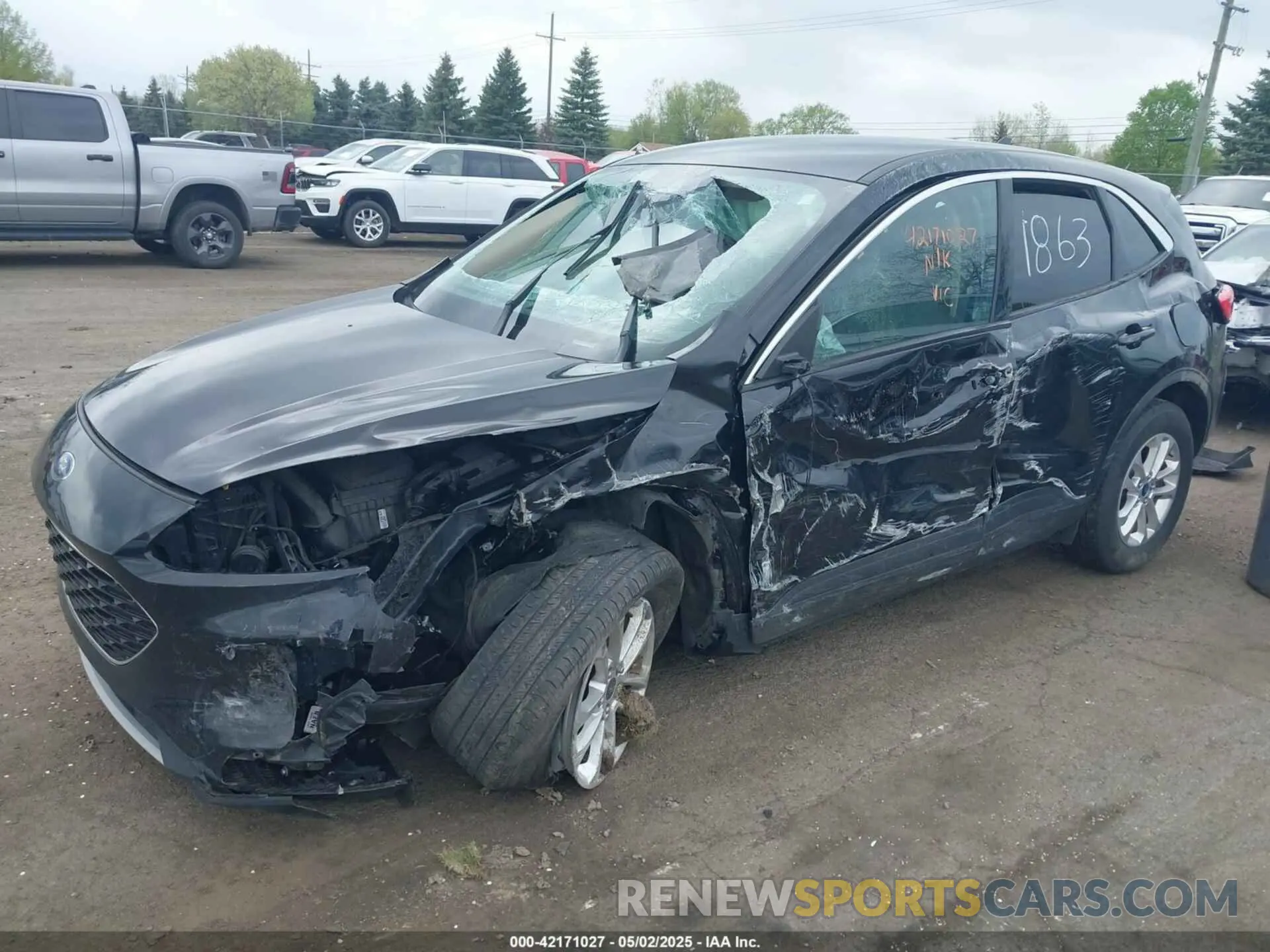 2 Photograph of a damaged car 1FMCU9G68LUC41863 FORD ESCAPE 2020