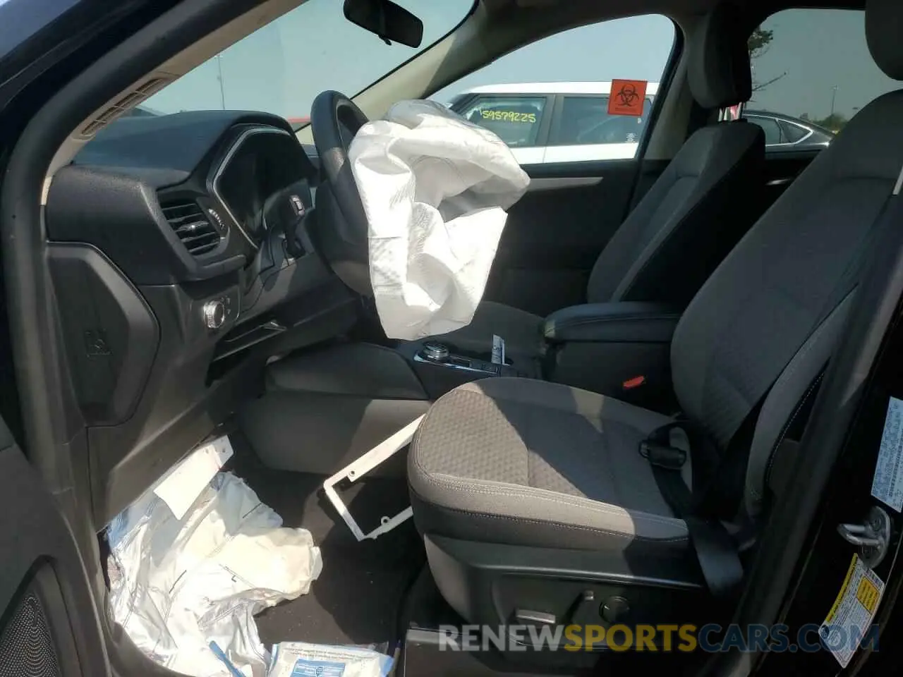 7 Photograph of a damaged car 1FMCU9G68LUC42639 FORD ESCAPE 2020