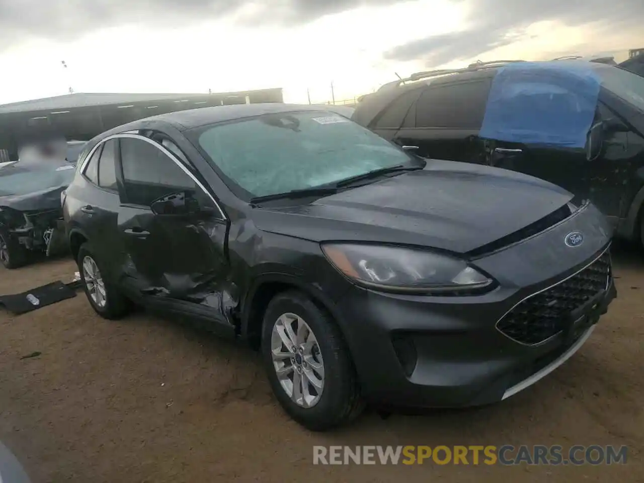 4 Photograph of a damaged car 1FMCU9G69LUA34303 FORD ESCAPE 2020