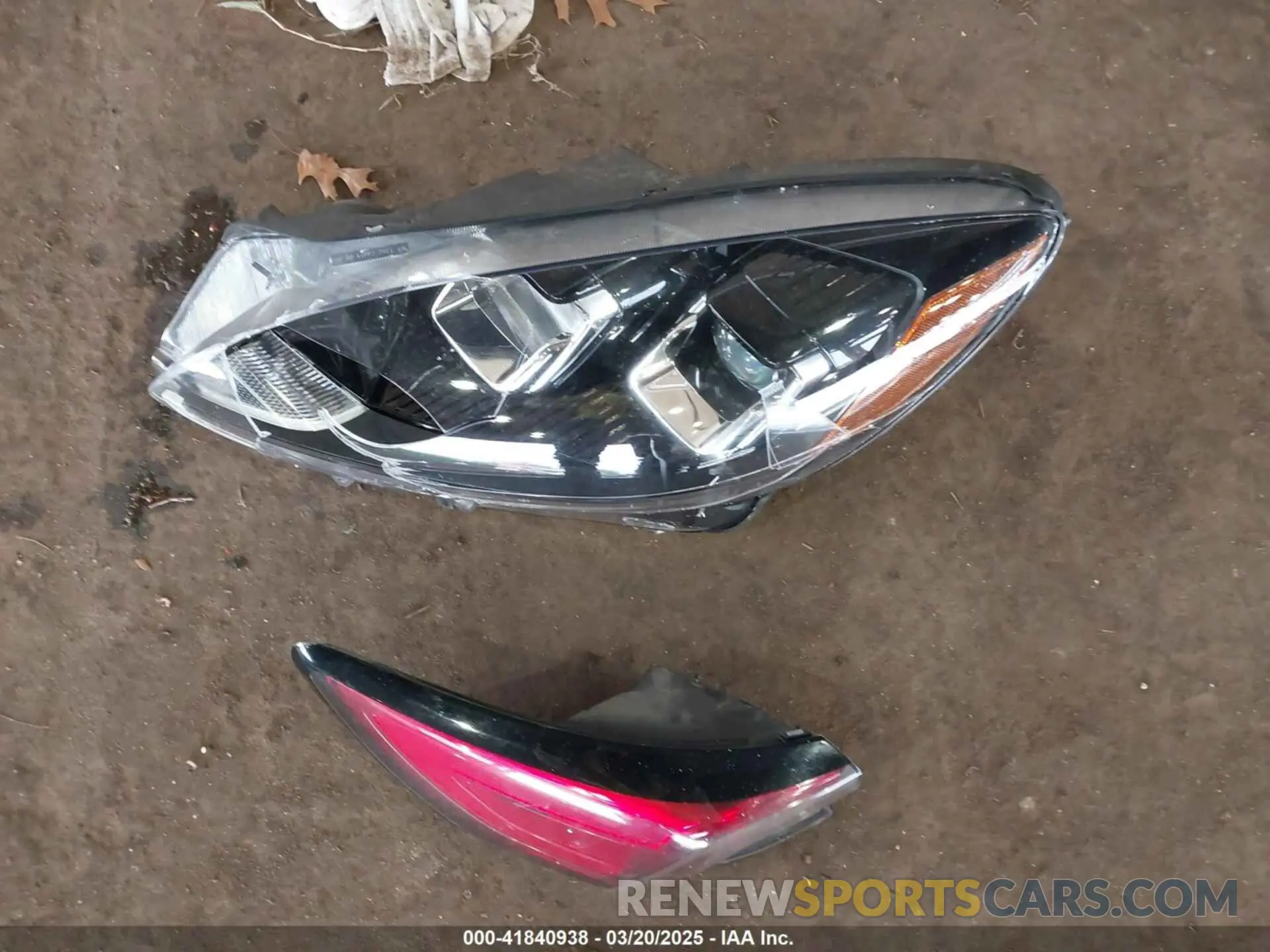 12 Photograph of a damaged car 1FMCU9G69LUB14815 FORD ESCAPE 2020