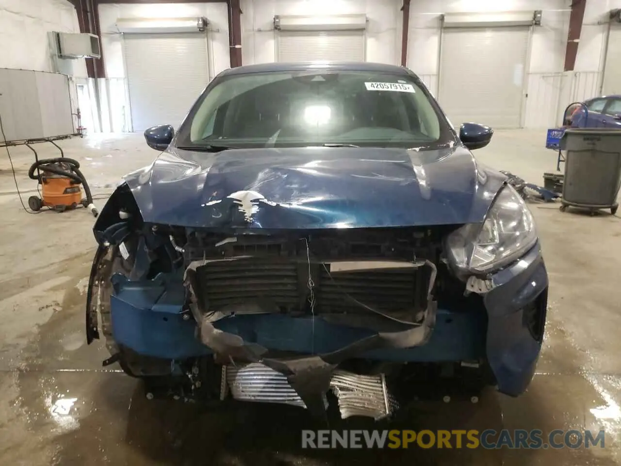 5 Photograph of a damaged car 1FMCU9G69LUB93127 FORD ESCAPE 2020
