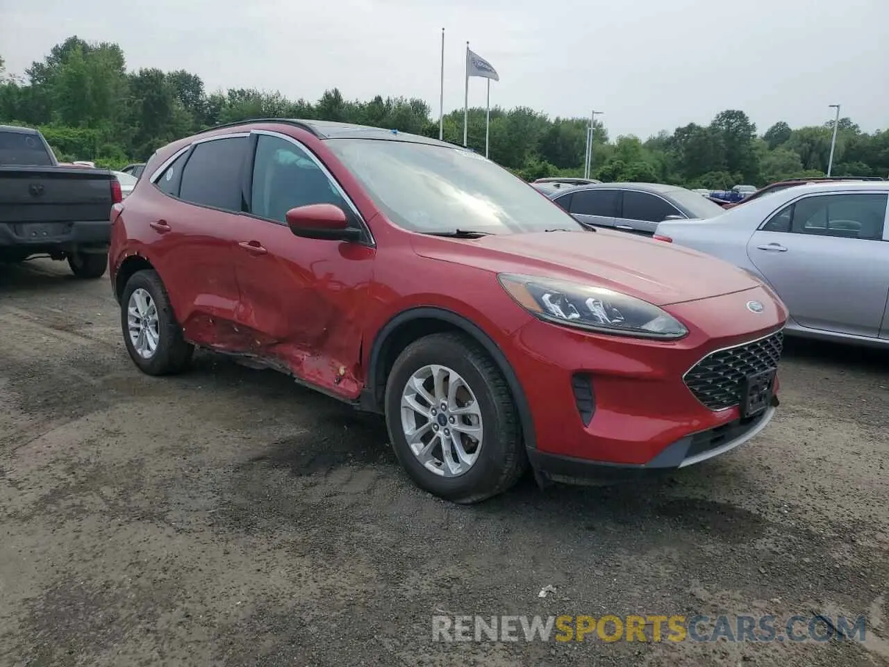 4 Photograph of a damaged car 1FMCU9G69LUC23341 FORD ESCAPE 2020