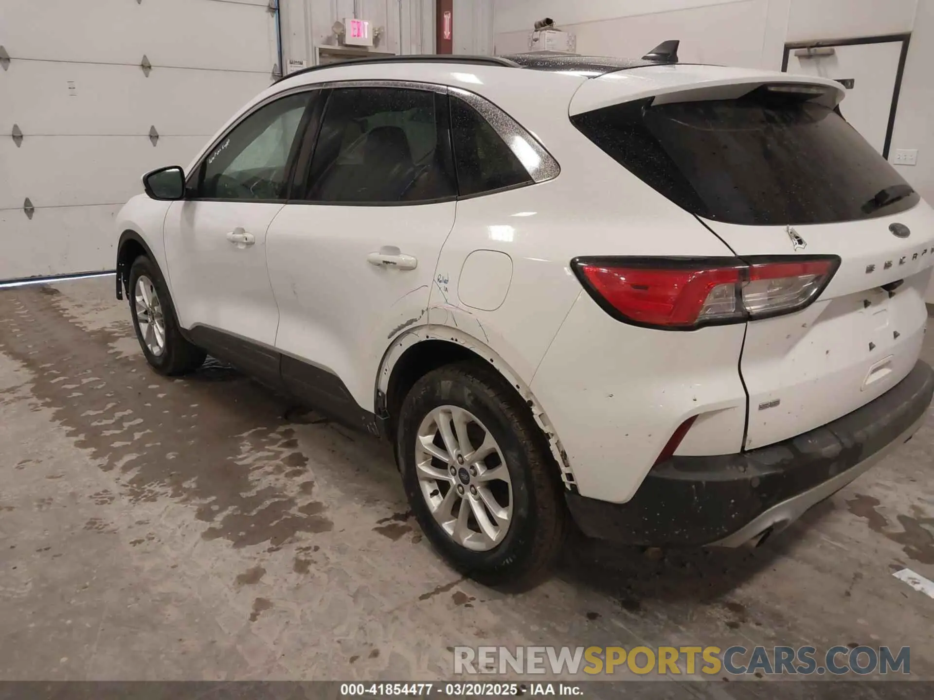 3 Photograph of a damaged car 1FMCU9G69LUC27230 FORD ESCAPE 2020