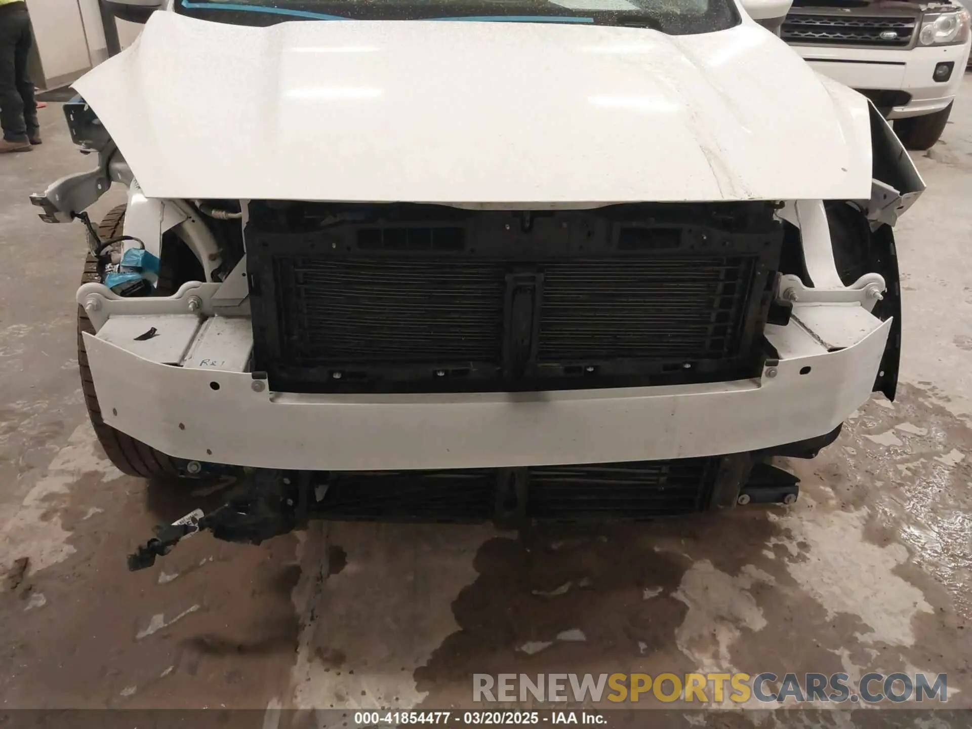 6 Photograph of a damaged car 1FMCU9G69LUC27230 FORD ESCAPE 2020