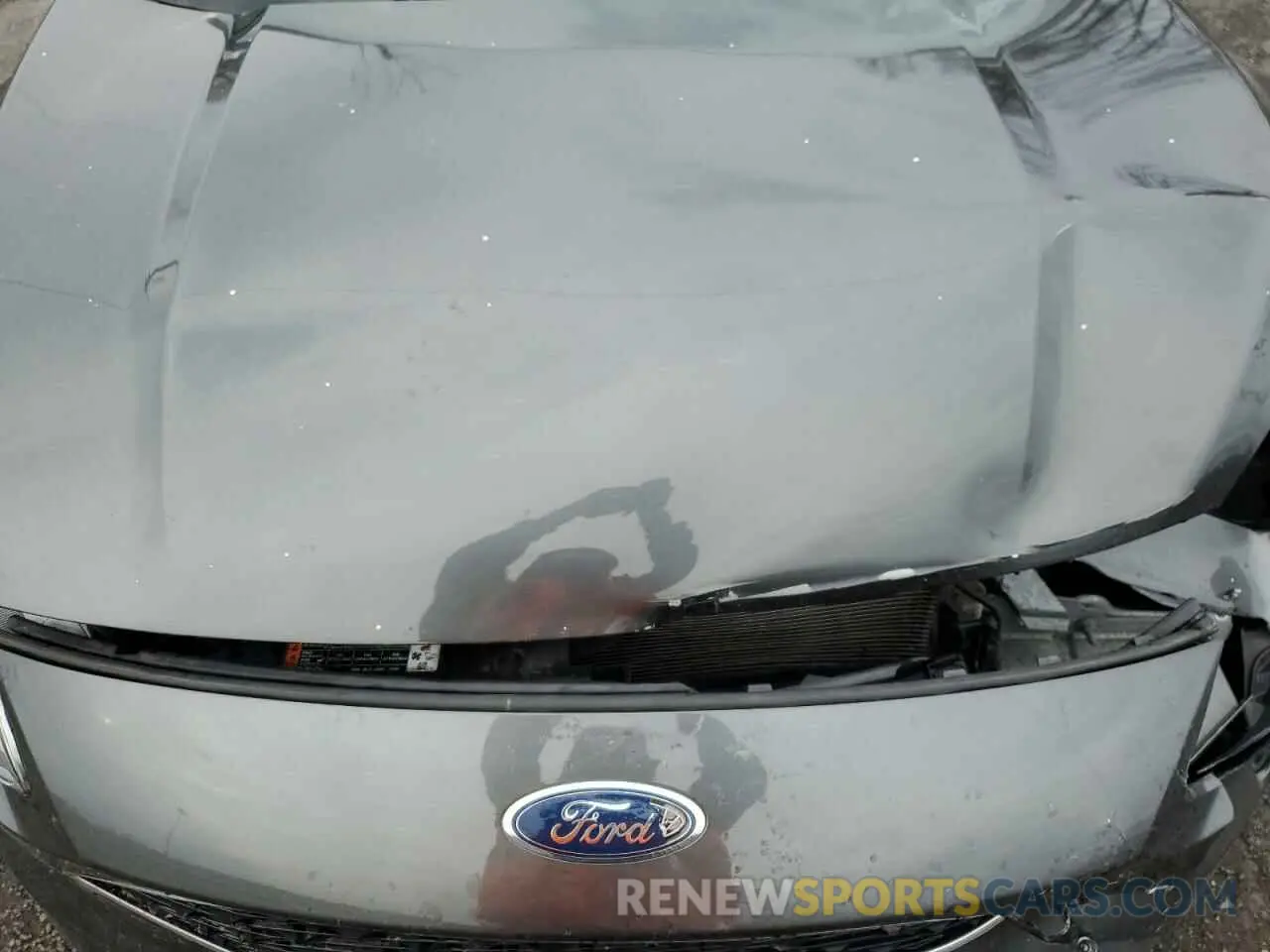 13 Photograph of a damaged car 1FMCU9G6XLUA04646 FORD ESCAPE 2020