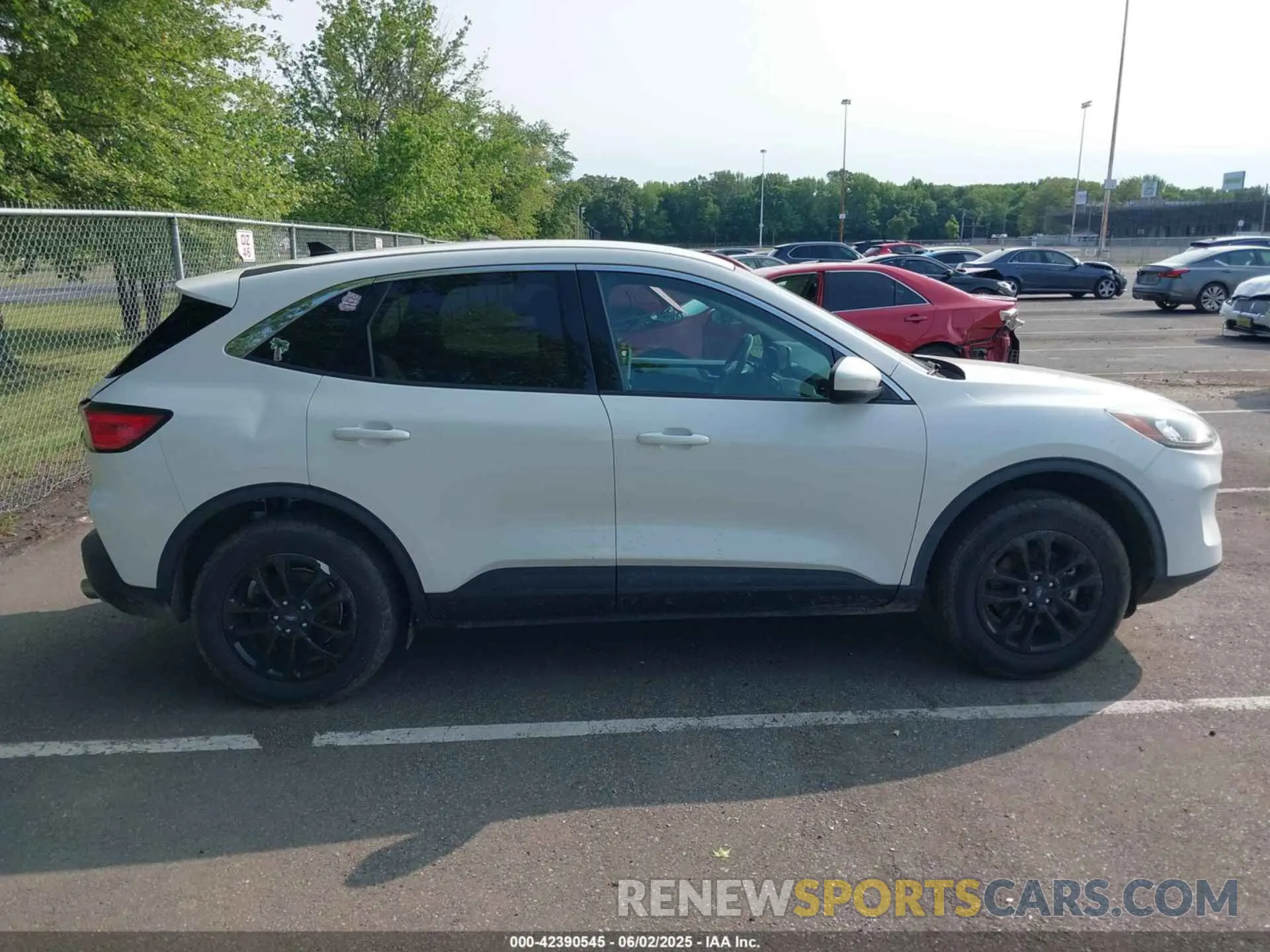 13 Photograph of a damaged car 1FMCU9G6XLUA82702 FORD ESCAPE 2020