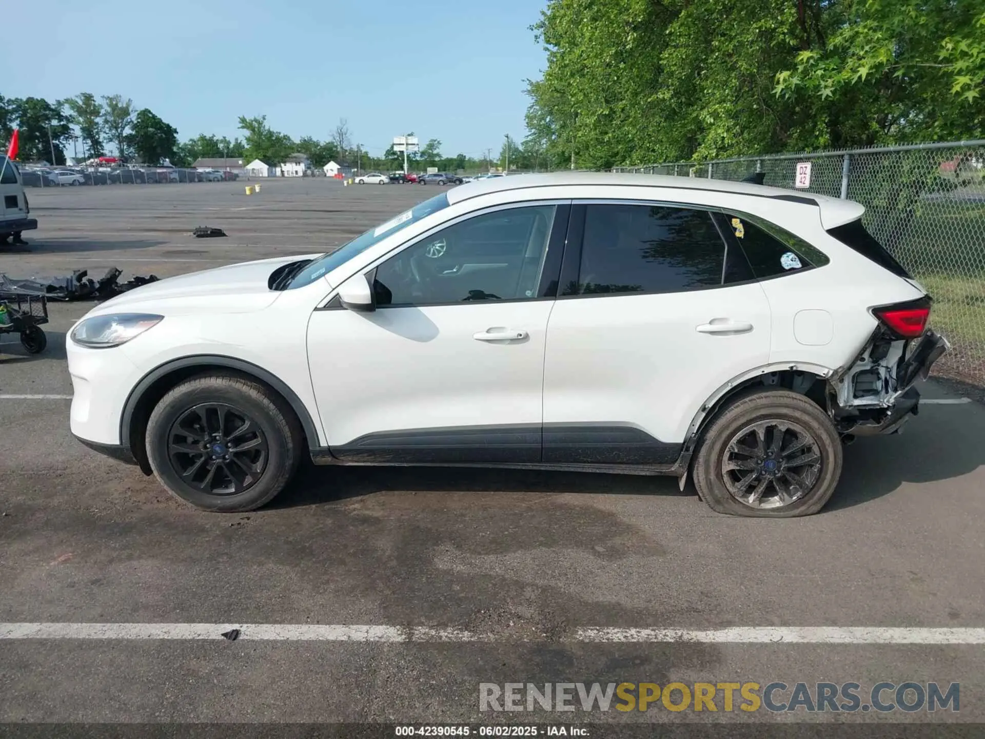 14 Photograph of a damaged car 1FMCU9G6XLUA82702 FORD ESCAPE 2020