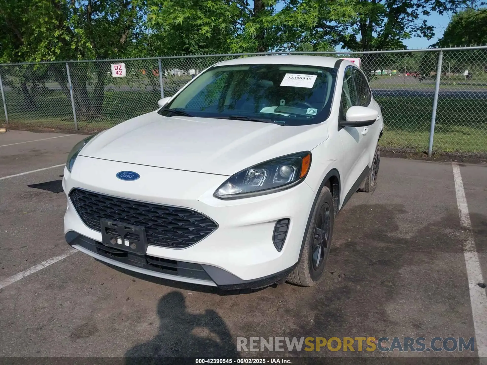 2 Photograph of a damaged car 1FMCU9G6XLUA82702 FORD ESCAPE 2020