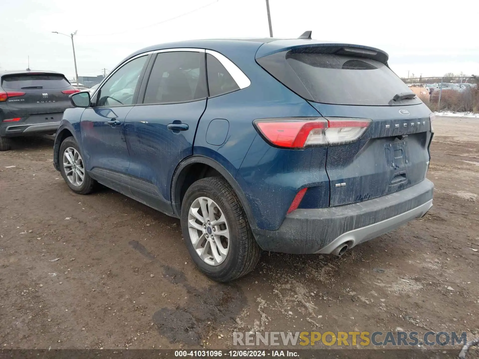 3 Photograph of a damaged car 1FMCU9G6XLUC05026 FORD ESCAPE 2020