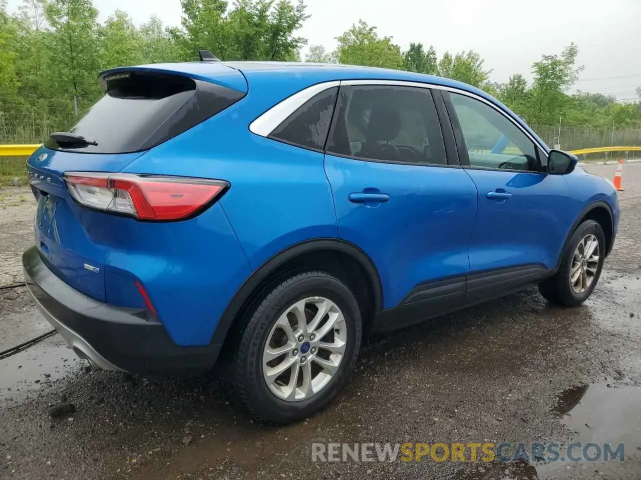 3 Photograph of a damaged car 1FMCU9G6XLUC32257 FORD ESCAPE 2020