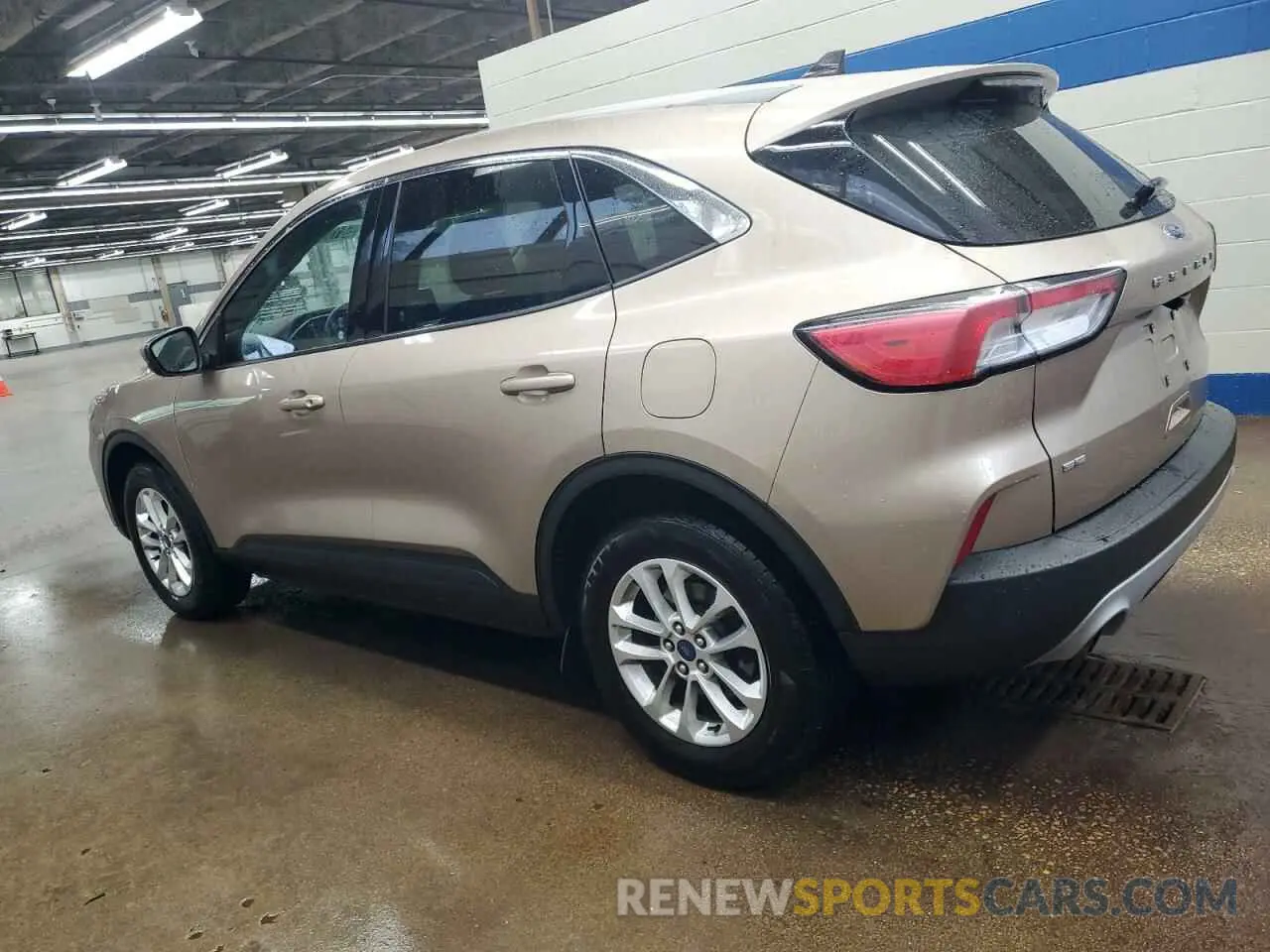2 Photograph of a damaged car 1FMCU9G6XLUC64030 FORD ESCAPE 2020