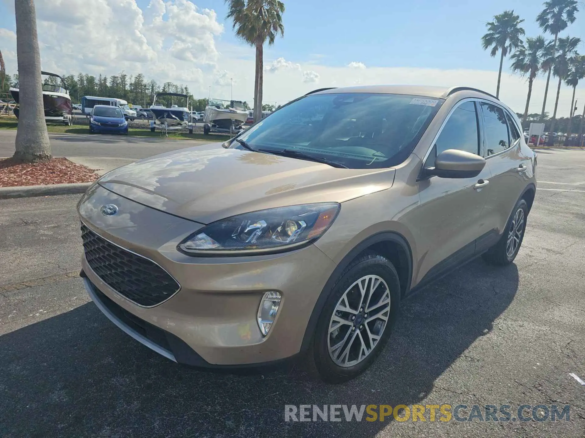 15 Photograph of a damaged car 1FMCU9H61LUB11731 FORD ESCAPE 2020