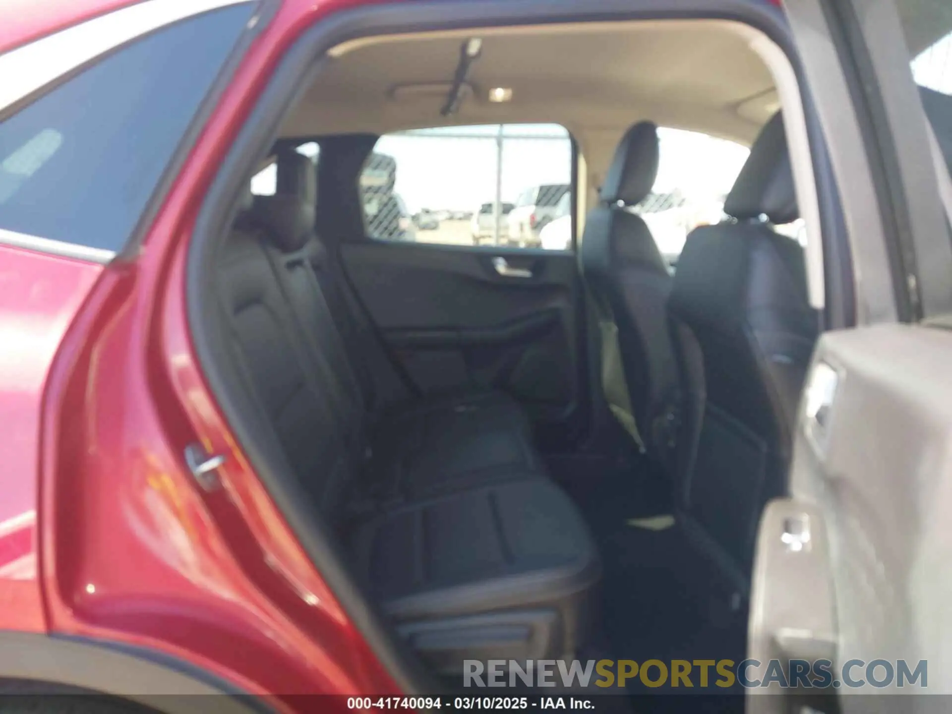 8 Photograph of a damaged car 1FMCU9H61LUC51147 FORD ESCAPE 2020