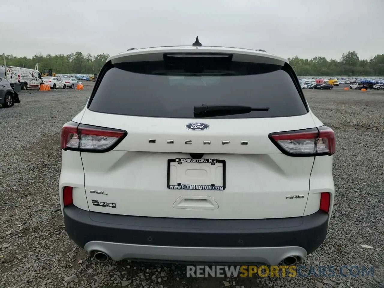 6 Photograph of a damaged car 1FMCU9H61LUC51763 FORD ESCAPE 2020