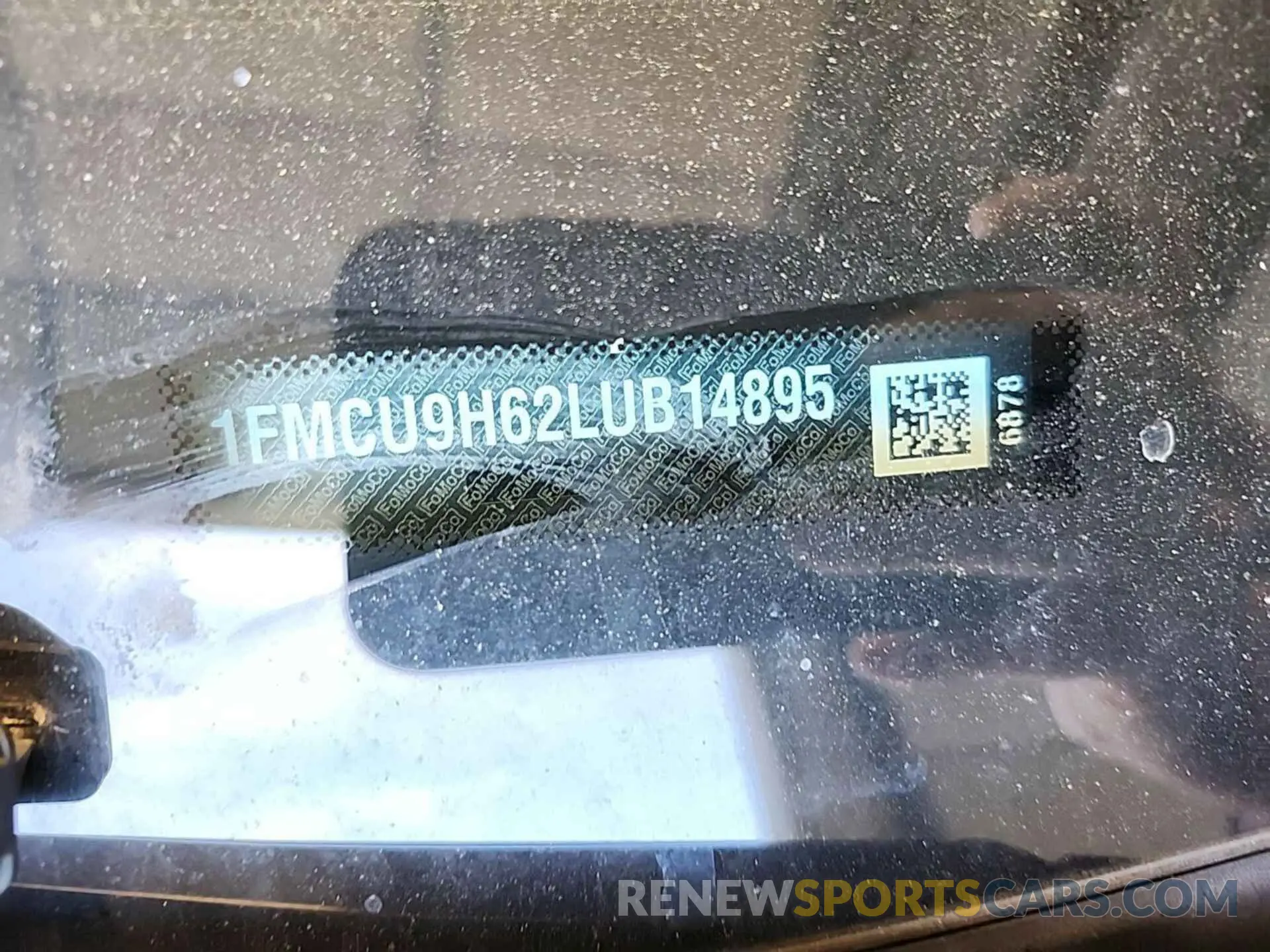 7 Photograph of a damaged car 1FMCU9H62LUB14895 FORD ESCAPE 2020