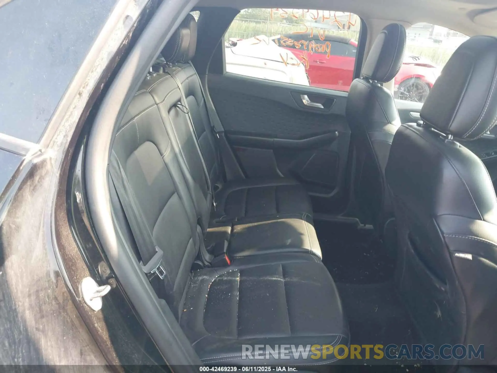8 Photograph of a damaged car 1FMCU9H63LUA96861 FORD ESCAPE 2020