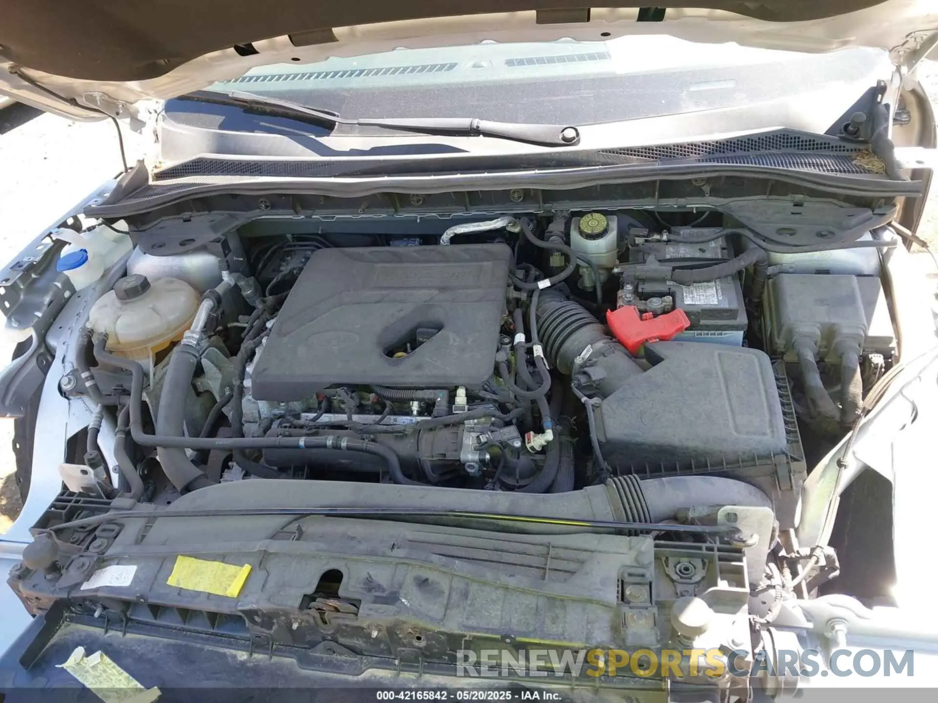 10 Photograph of a damaged car 1FMCU9H64LUB18219 FORD ESCAPE 2020