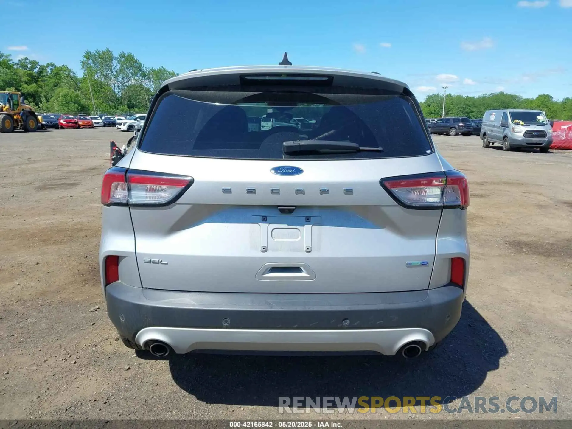 16 Photograph of a damaged car 1FMCU9H64LUB18219 FORD ESCAPE 2020