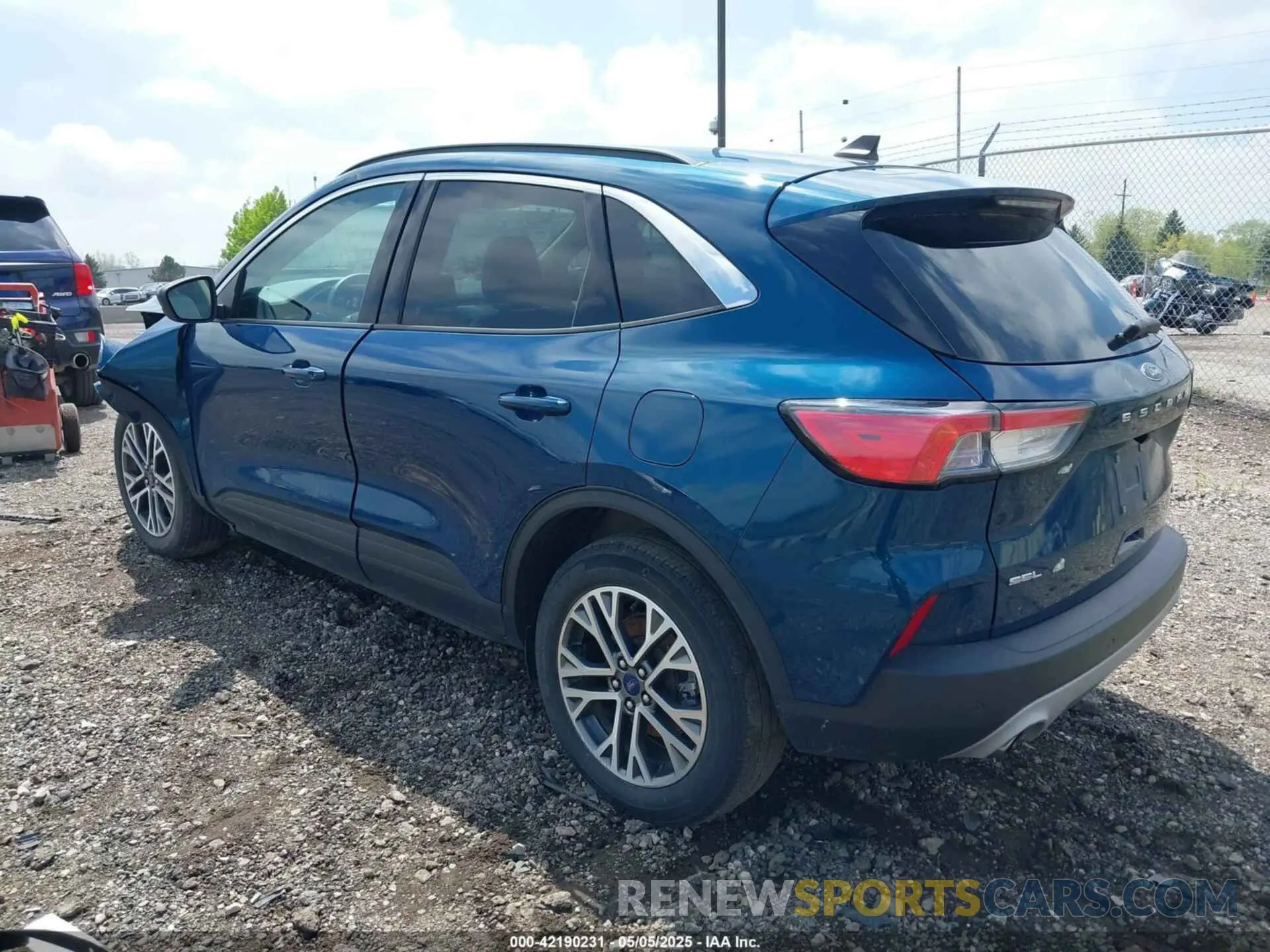 3 Photograph of a damaged car 1FMCU9H65LUC10312 FORD ESCAPE 2020