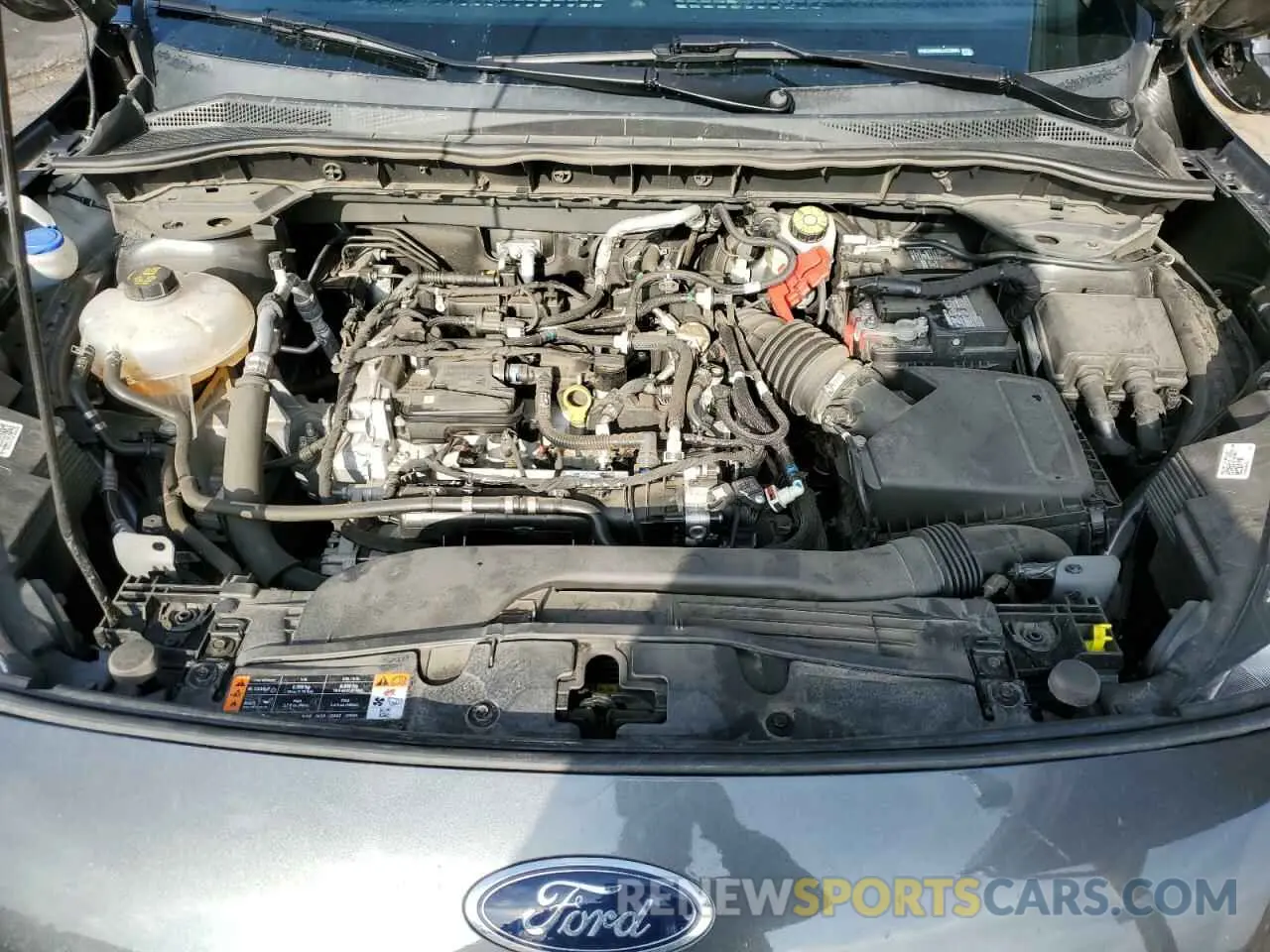 13 Photograph of a damaged car 1FMCU9H65LUC29863 FORD ESCAPE 2020