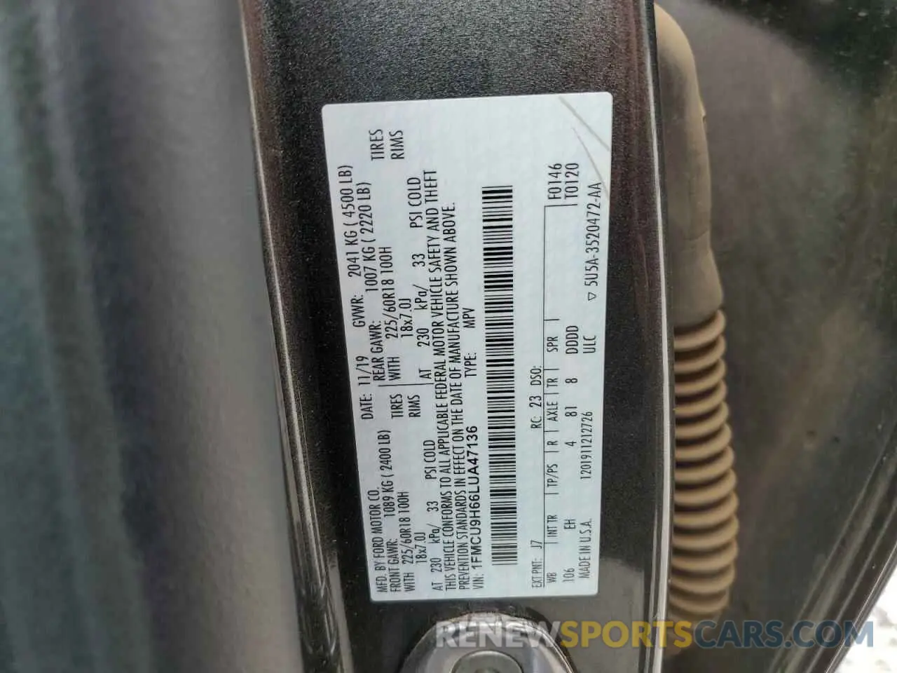 13 Photograph of a damaged car 1FMCU9H66LUA47136 FORD ESCAPE 2020
