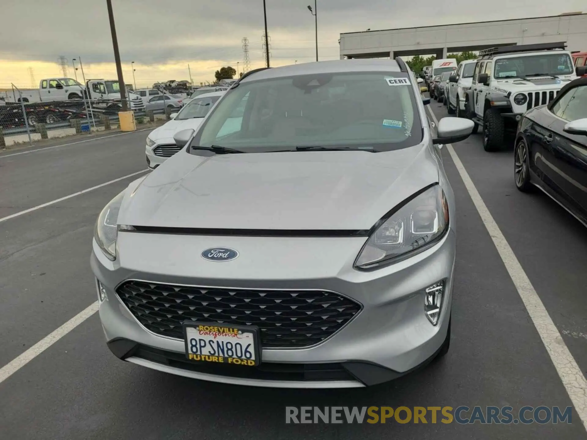 16 Photograph of a damaged car 1FMCU9H66LUB13670 FORD ESCAPE 2020