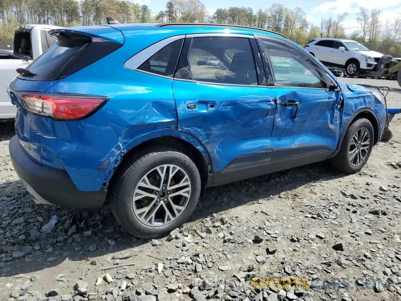 3 Photograph of a damaged car 1FMCU9H66LUB22479 FORD ESCAPE 2020