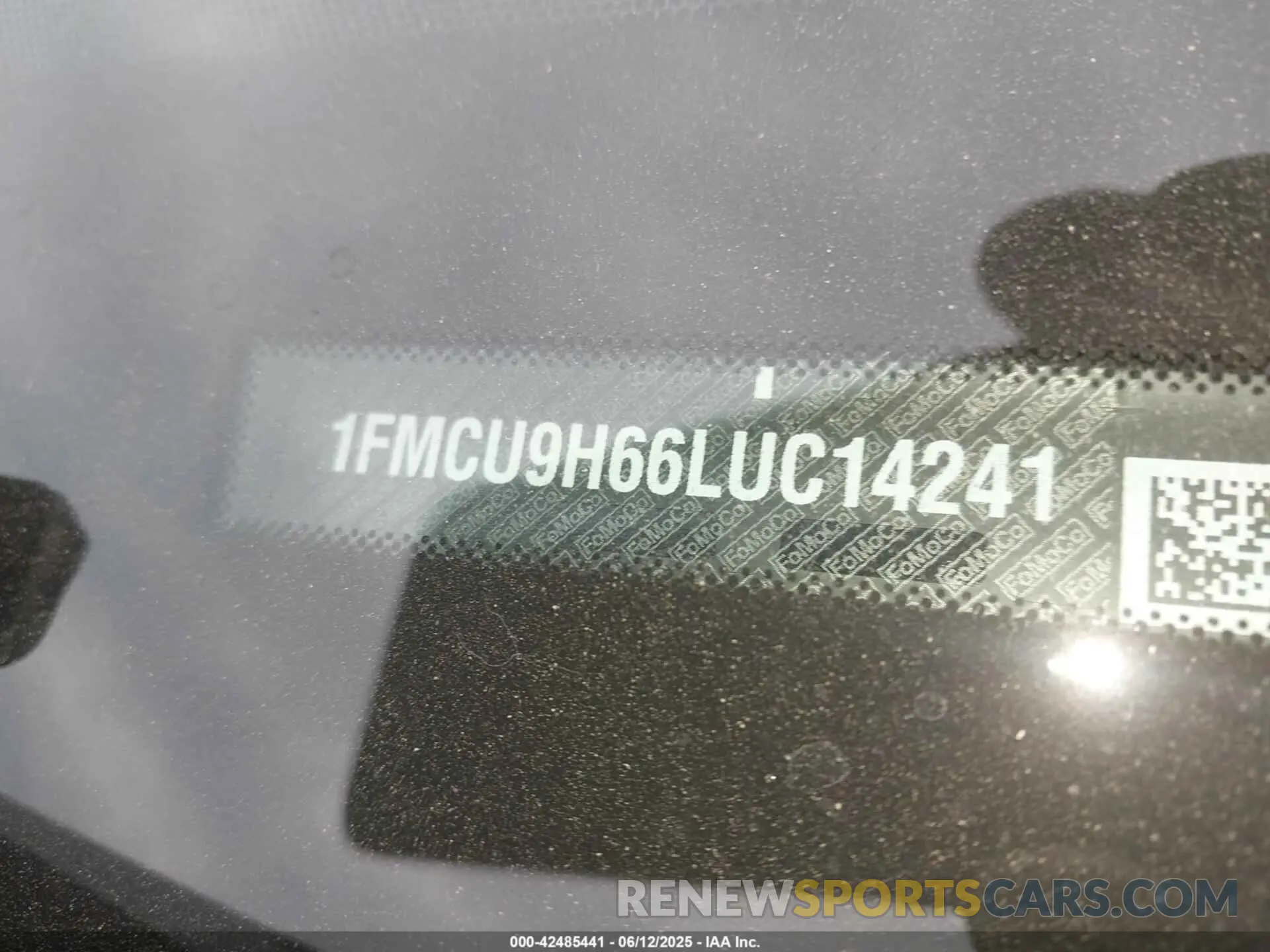 9 Photograph of a damaged car 1FMCU9H66LUC14241 FORD ESCAPE 2020