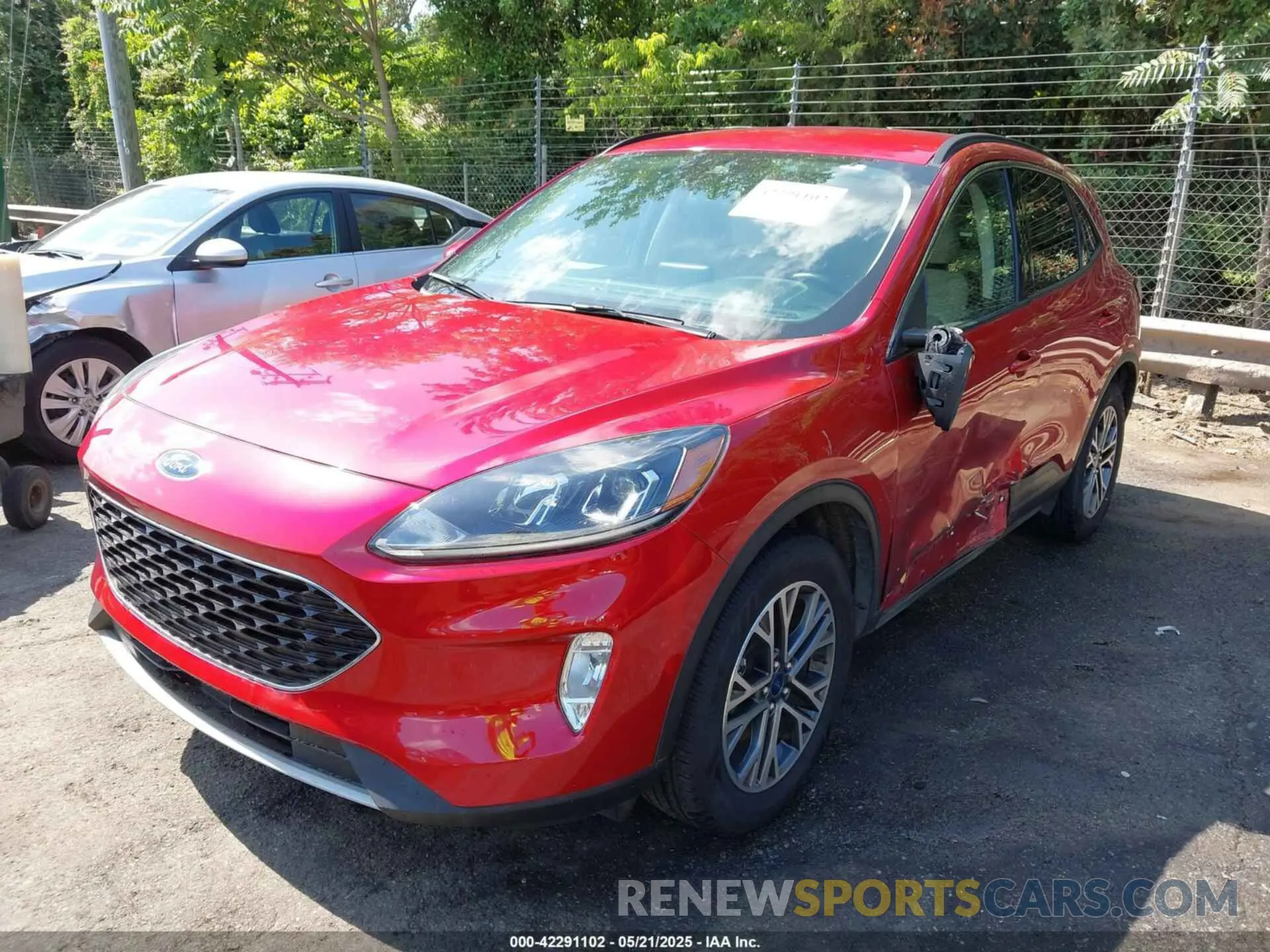 2 Photograph of a damaged car 1FMCU9H67LUA92652 FORD ESCAPE 2020