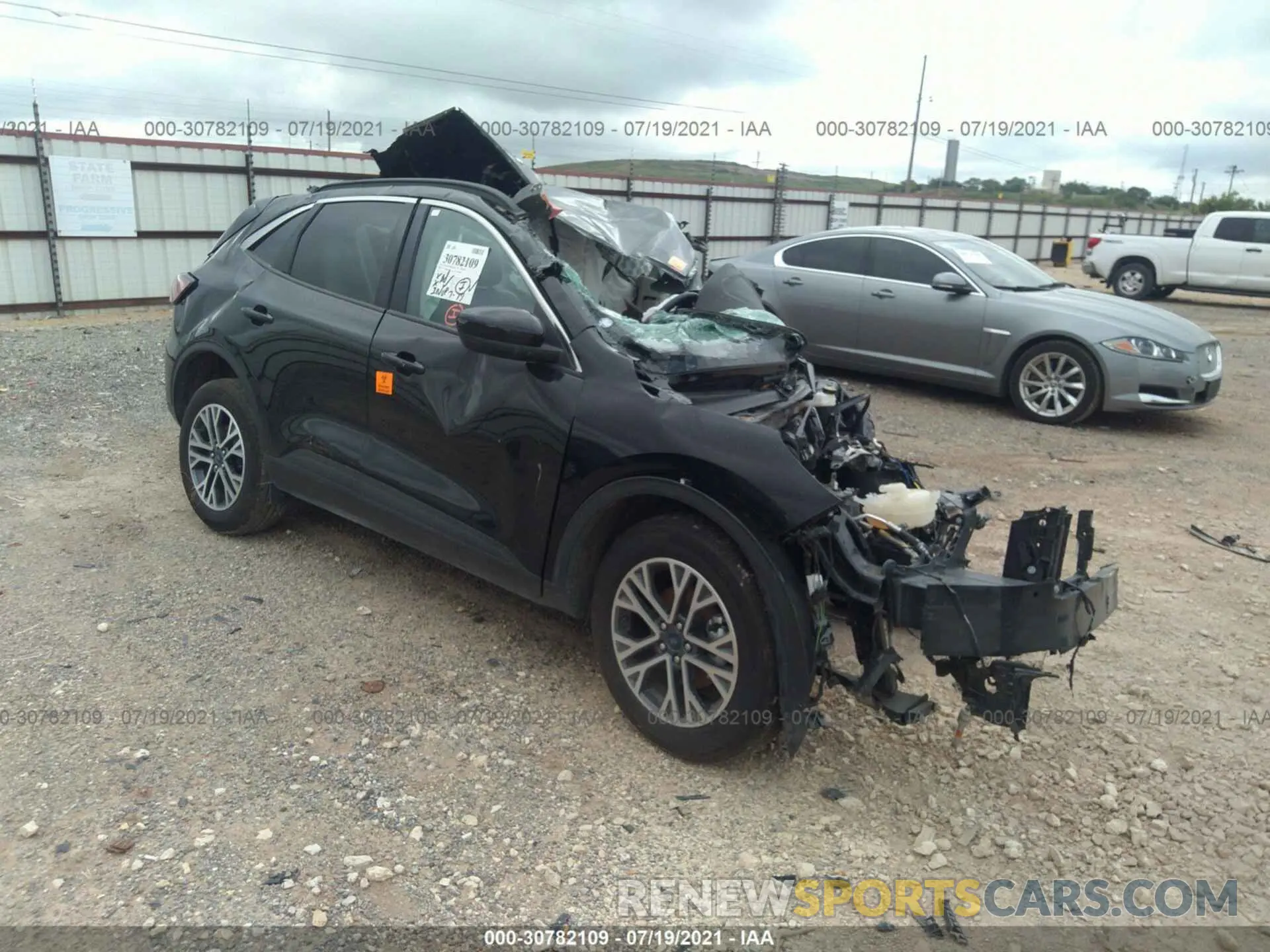 1 Photograph of a damaged car 1FMCU9H67LUB09305 FORD ESCAPE 2020