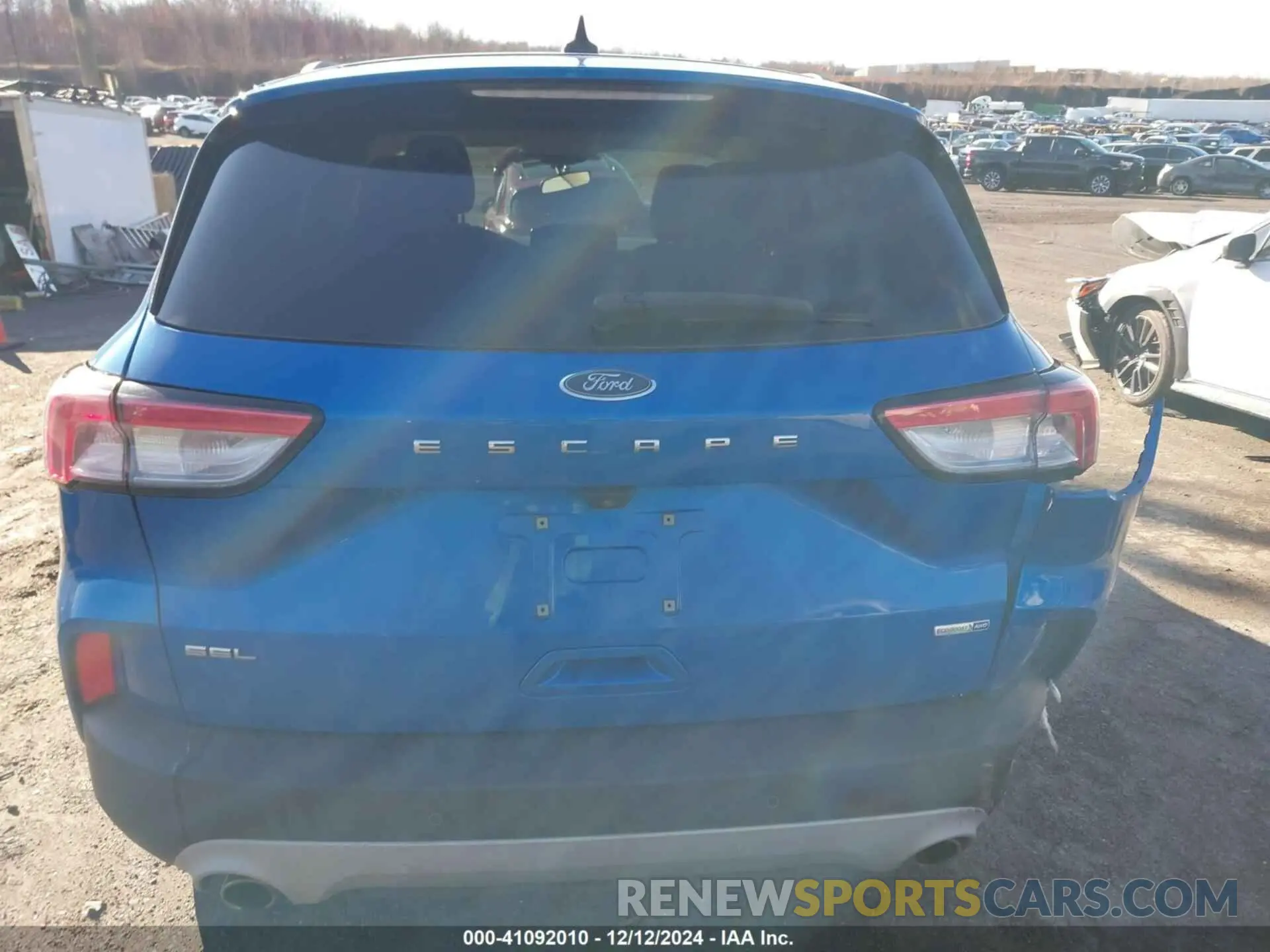 16 Photograph of a damaged car 1FMCU9H67LUB16979 FORD ESCAPE 2020
