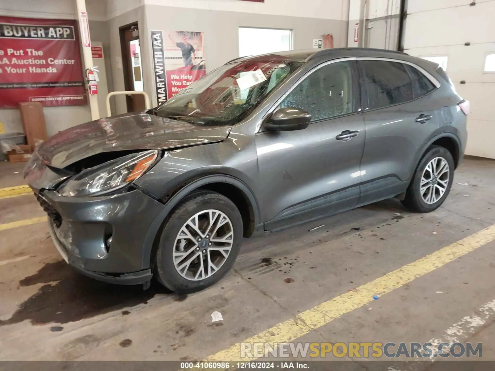 2 Photograph of a damaged car 1FMCU9H67LUB26962 FORD ESCAPE 2020