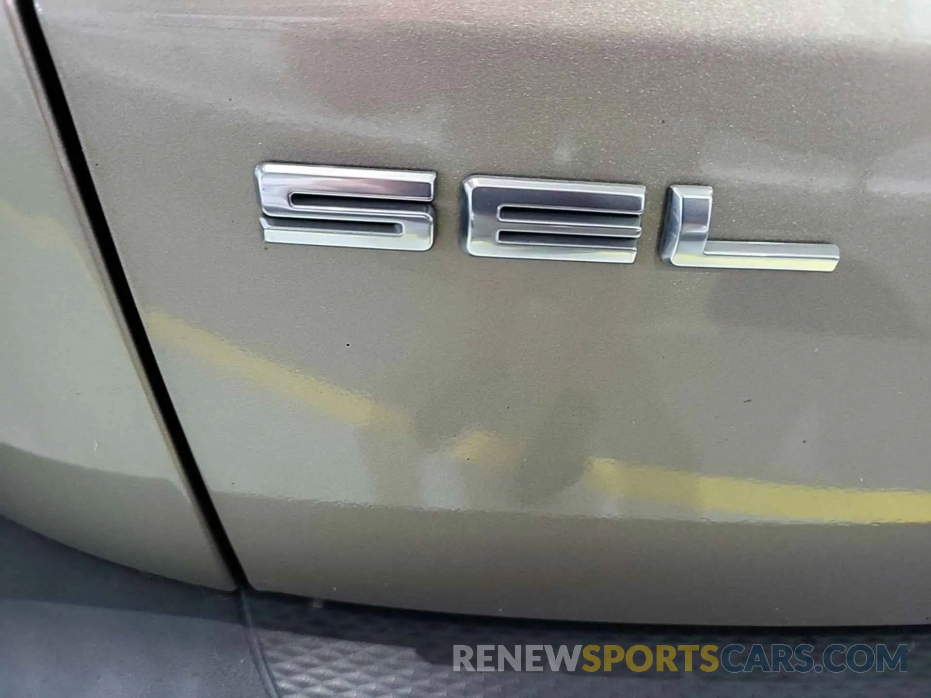 26 Photograph of a damaged car 1FMCU9H68LUA82504 FORD ESCAPE 2020