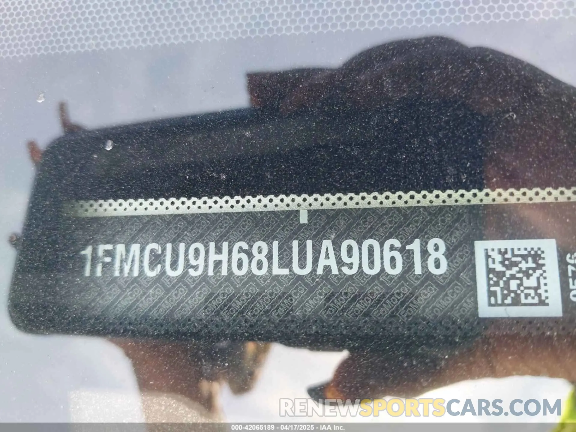 9 Photograph of a damaged car 1FMCU9H68LUA90618 FORD ESCAPE 2020