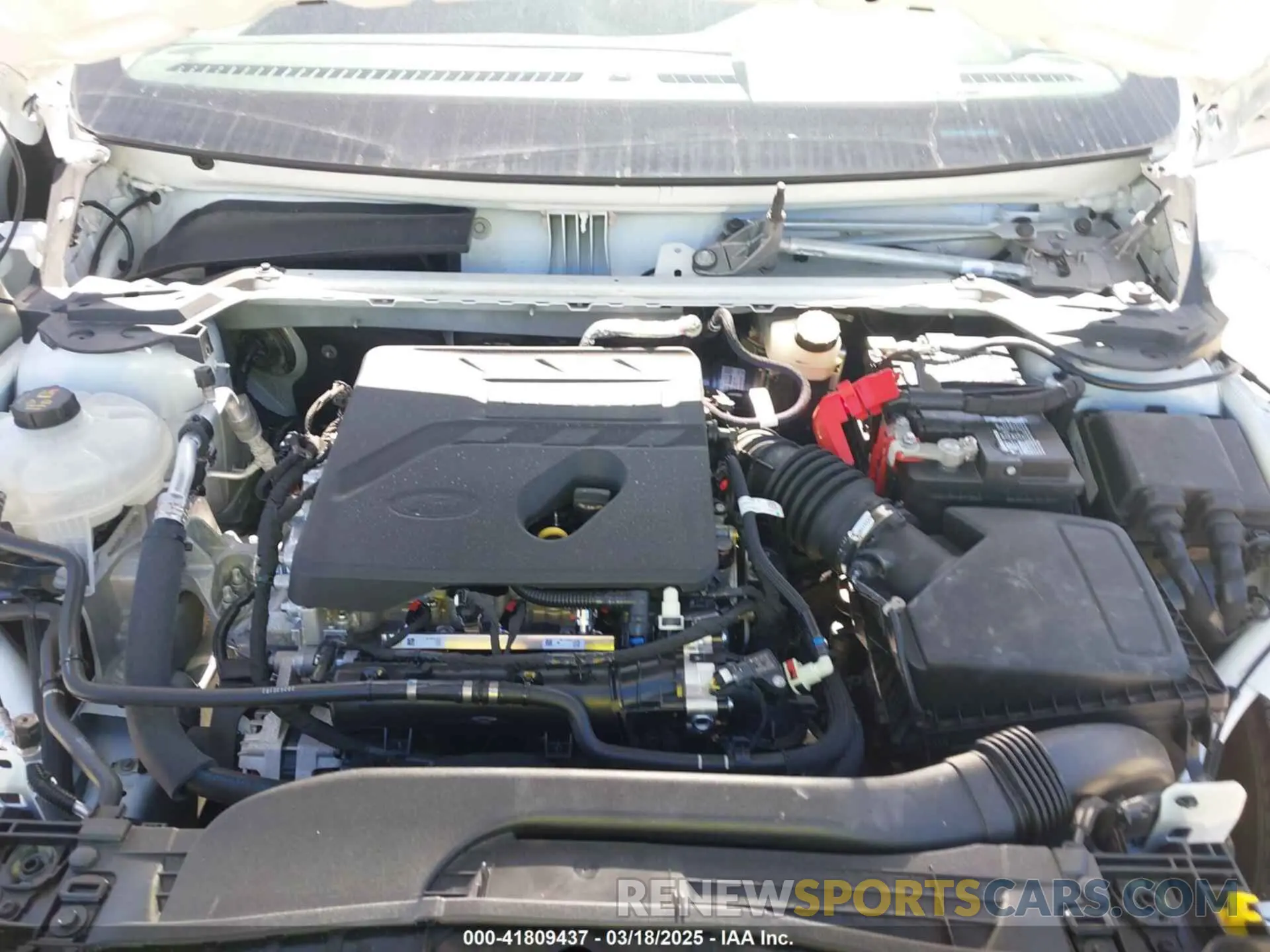 10 Photograph of a damaged car 1FMCU9H68LUB56813 FORD ESCAPE 2020