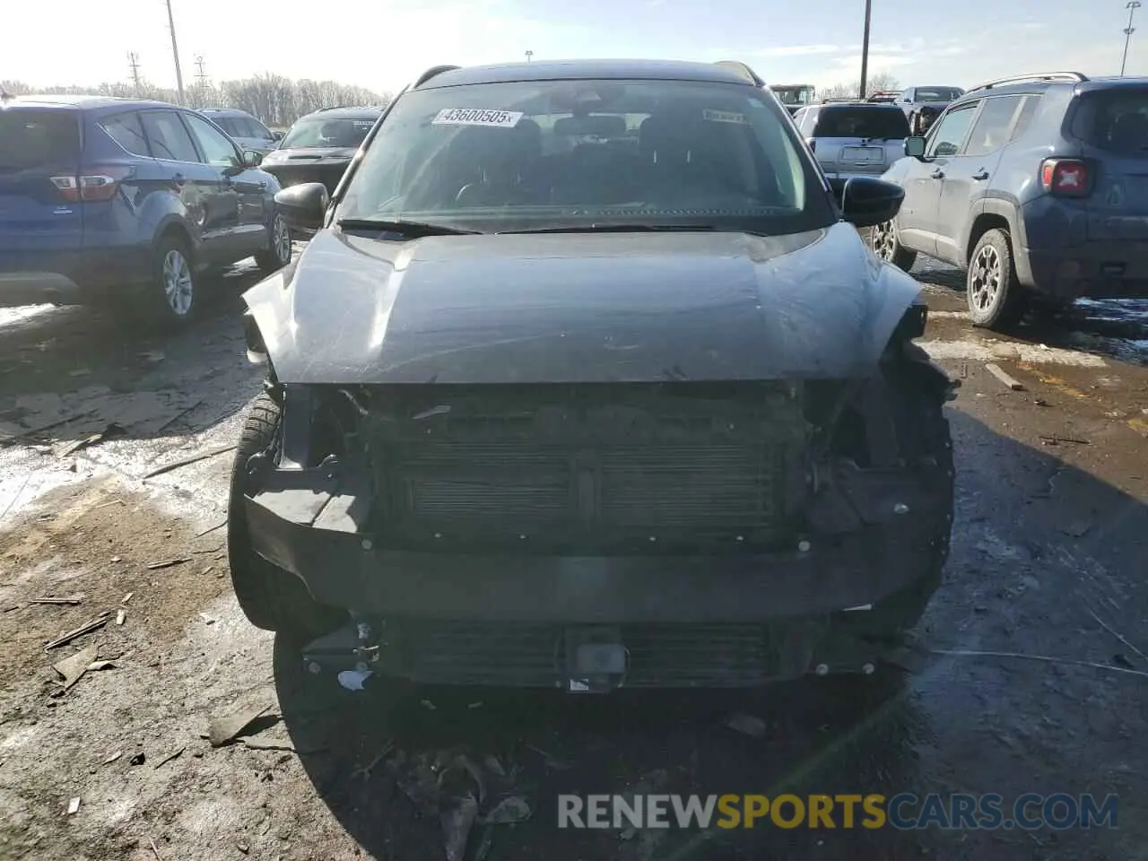 5 Photograph of a damaged car 1FMCU9H69LUB01271 FORD ESCAPE 2020