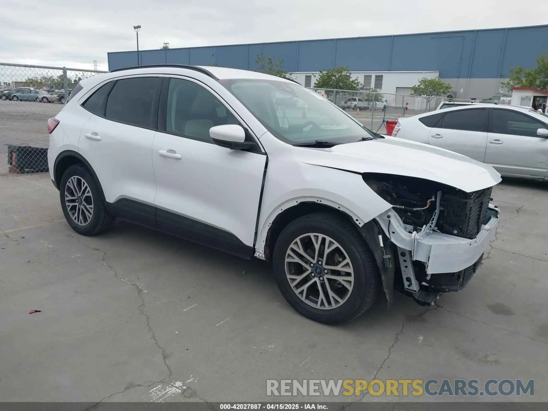 1 Photograph of a damaged car 1FMCU9H69LUB11816 FORD ESCAPE 2020