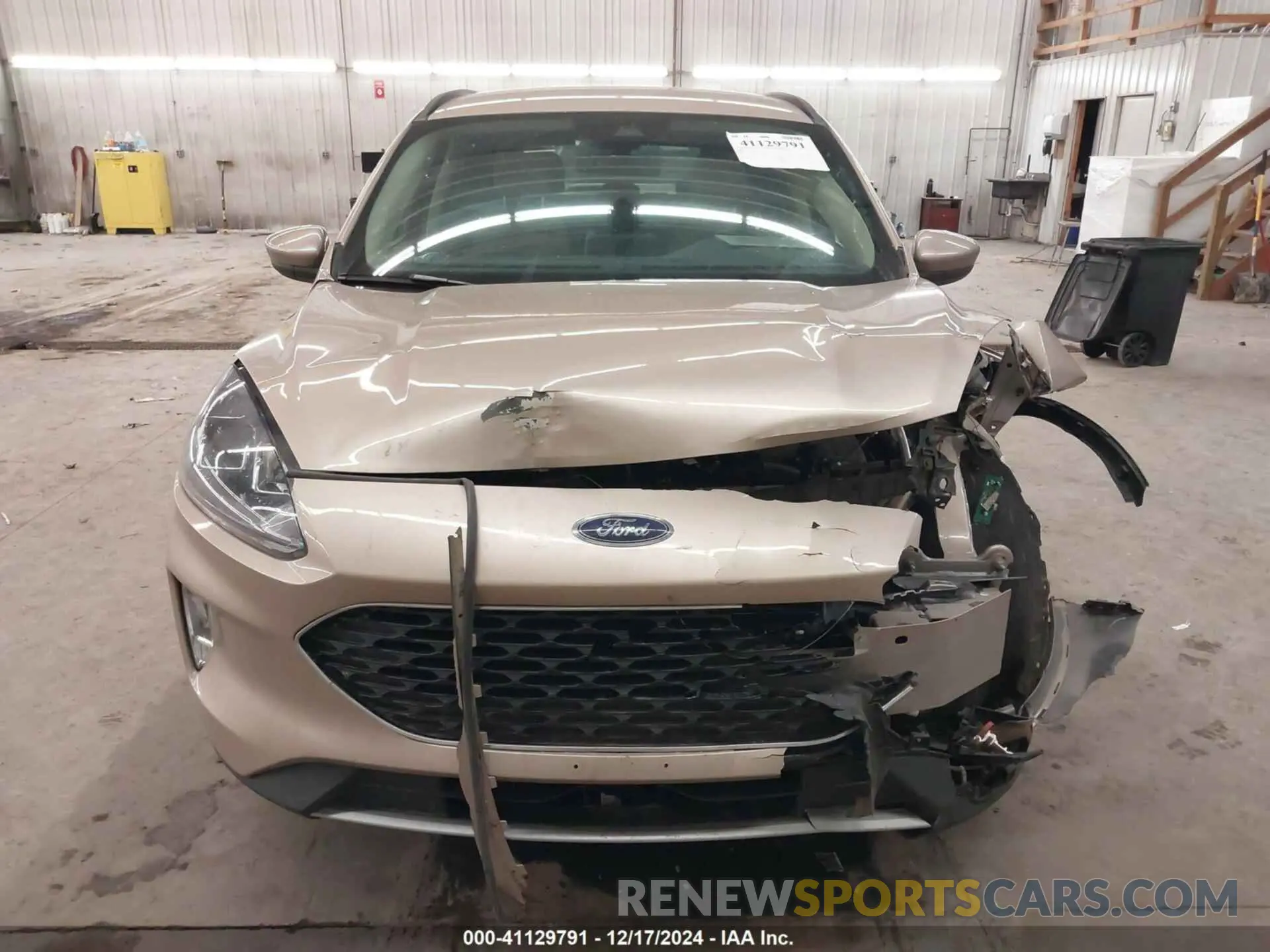 13 Photograph of a damaged car 1FMCU9H69LUC16372 FORD ESCAPE 2020