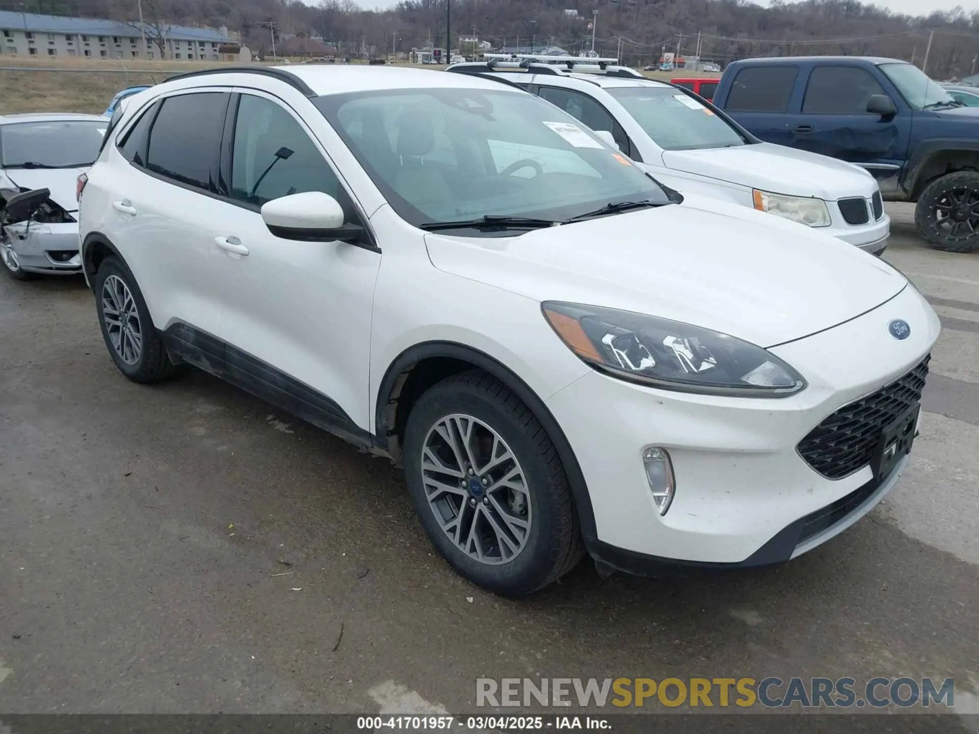 1 Photograph of a damaged car 1FMCU9H6XLUA52288 FORD ESCAPE 2020