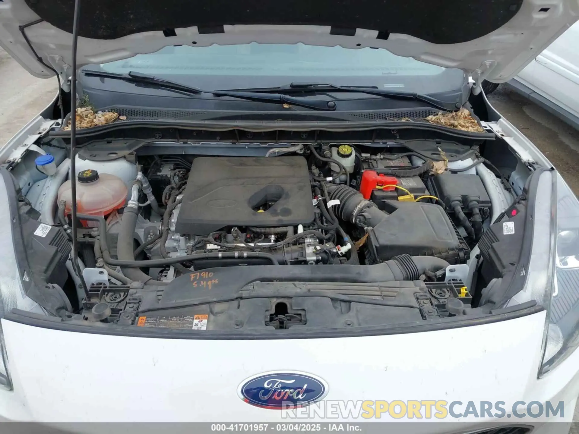 10 Photograph of a damaged car 1FMCU9H6XLUA52288 FORD ESCAPE 2020