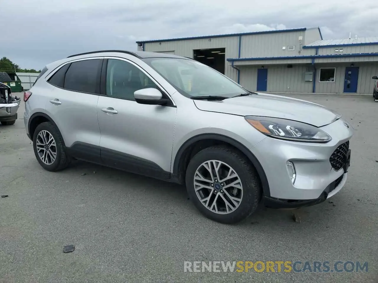 4 Photograph of a damaged car 1FMCU9H6XLUA65719 FORD ESCAPE 2020
