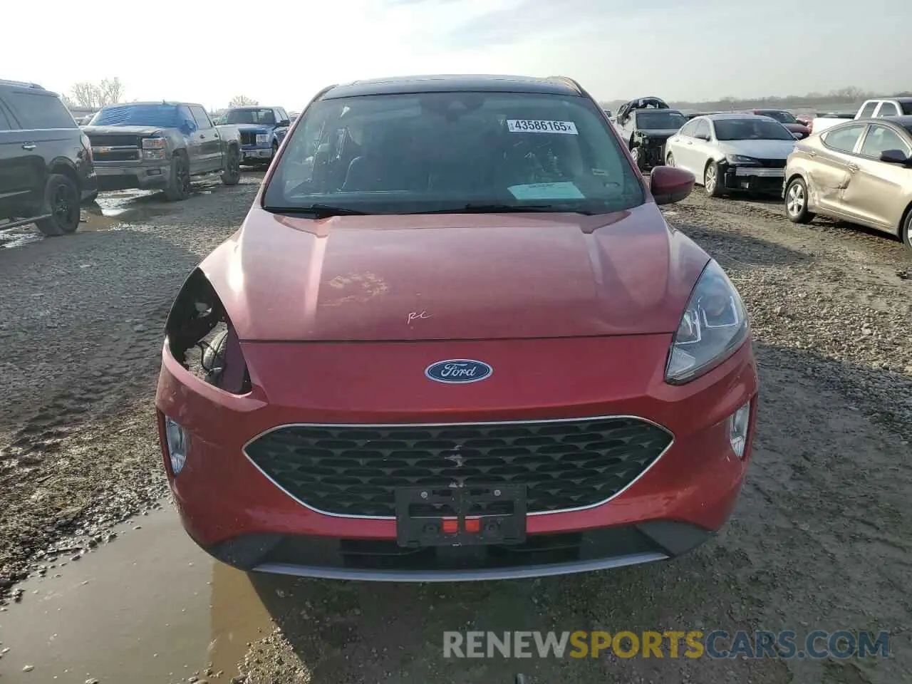 5 Photograph of a damaged car 1FMCU9H6XLUB67828 FORD ESCAPE 2020